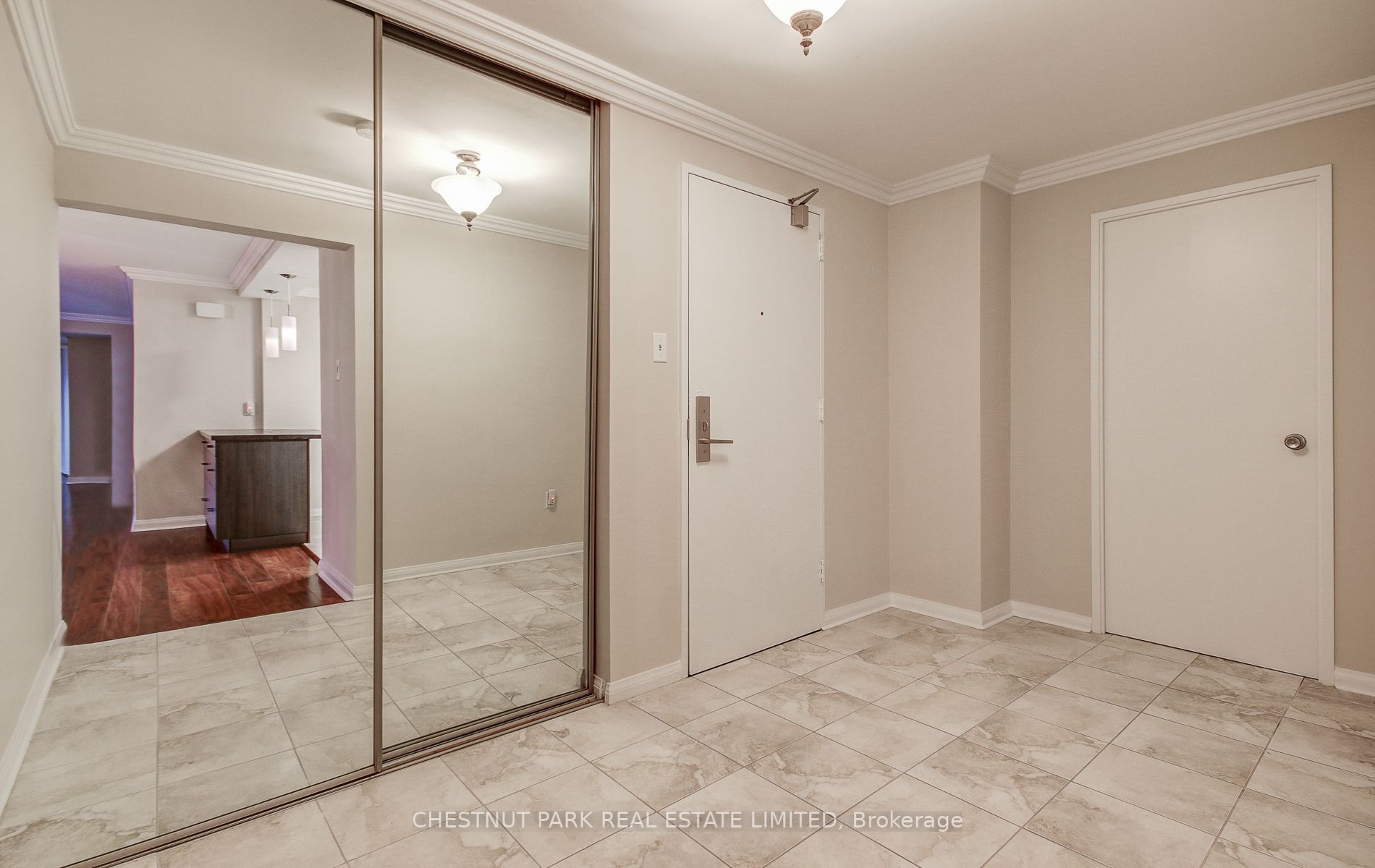 1400 Dixie Rd, #2107