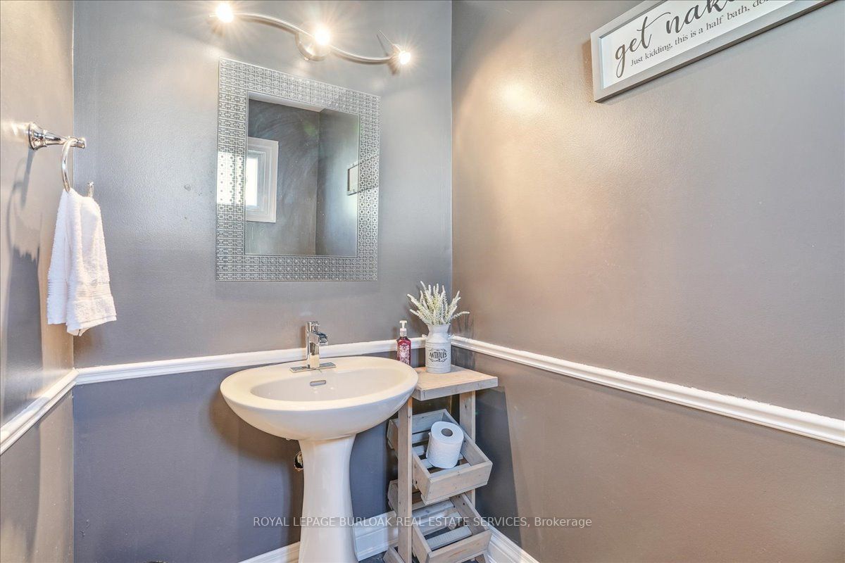 2131 Alconbury Cres