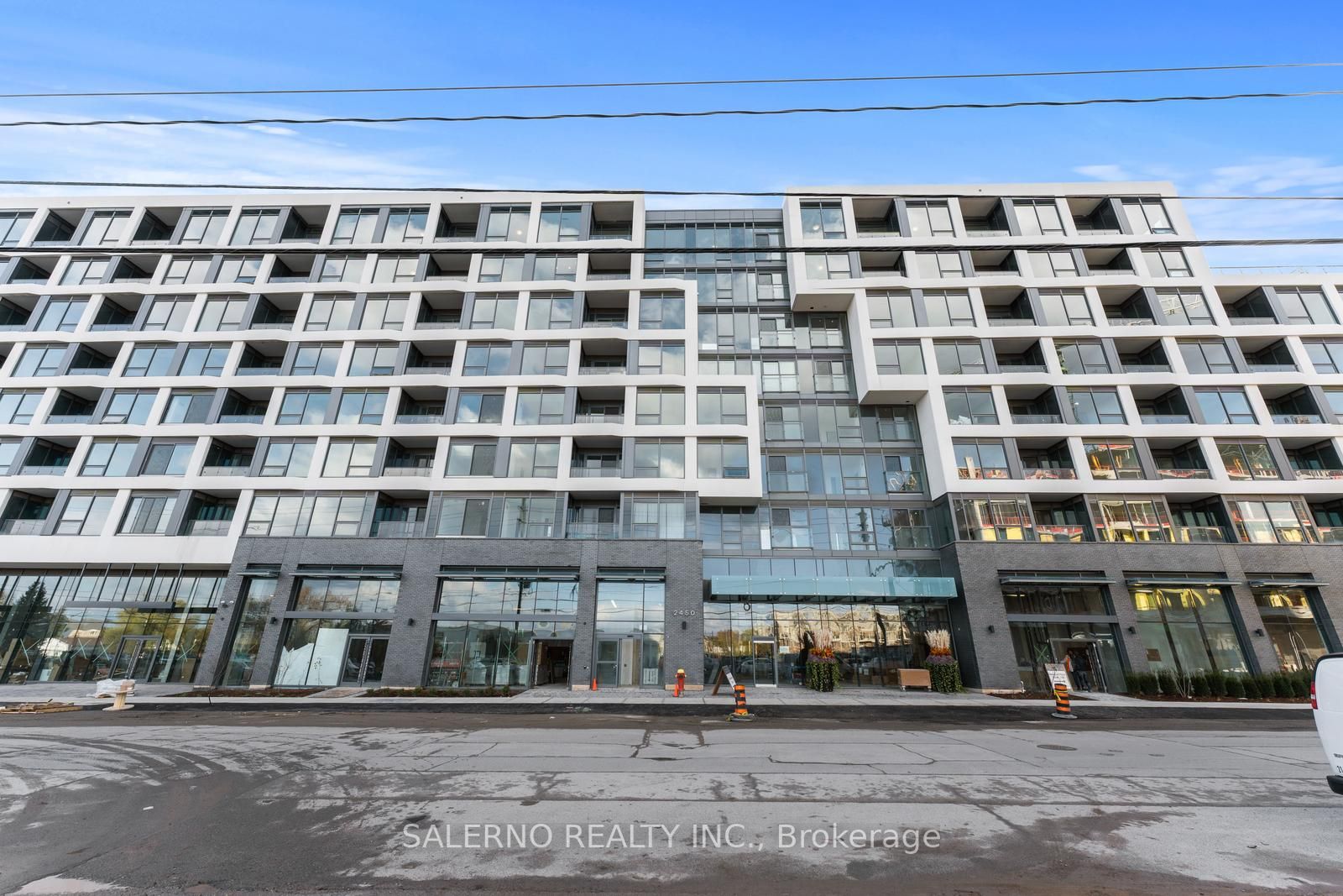 2450 Old Bronte Rd, #621