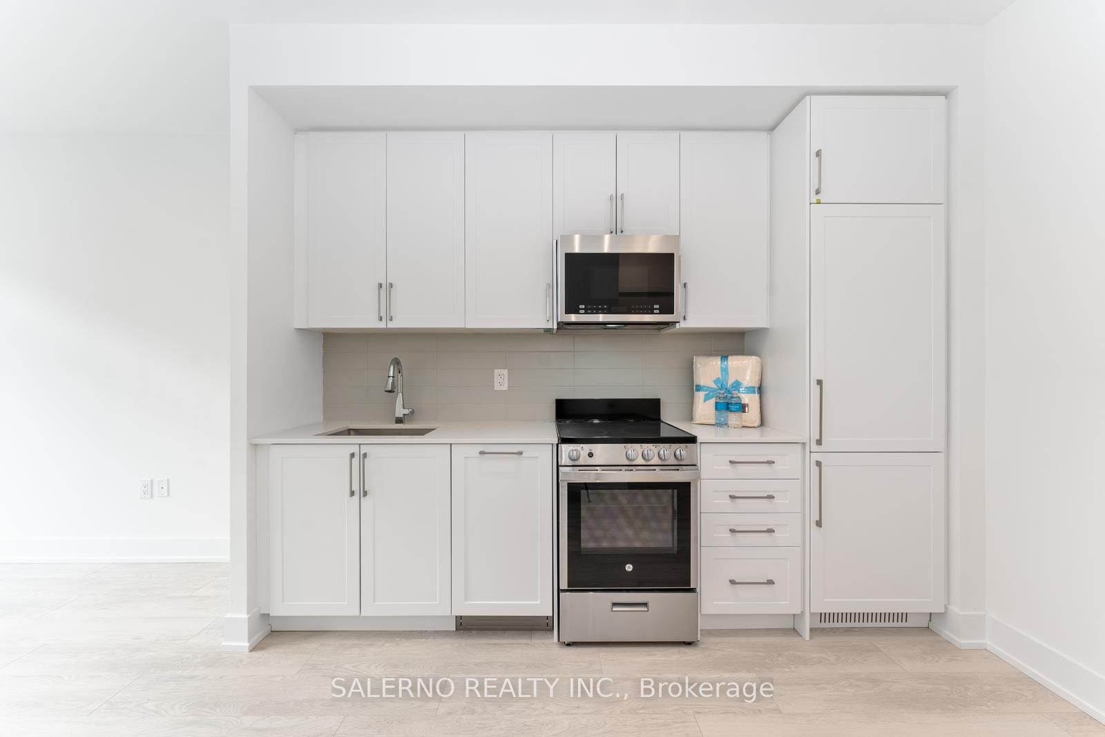 2450 Old Bronte Rd, #621