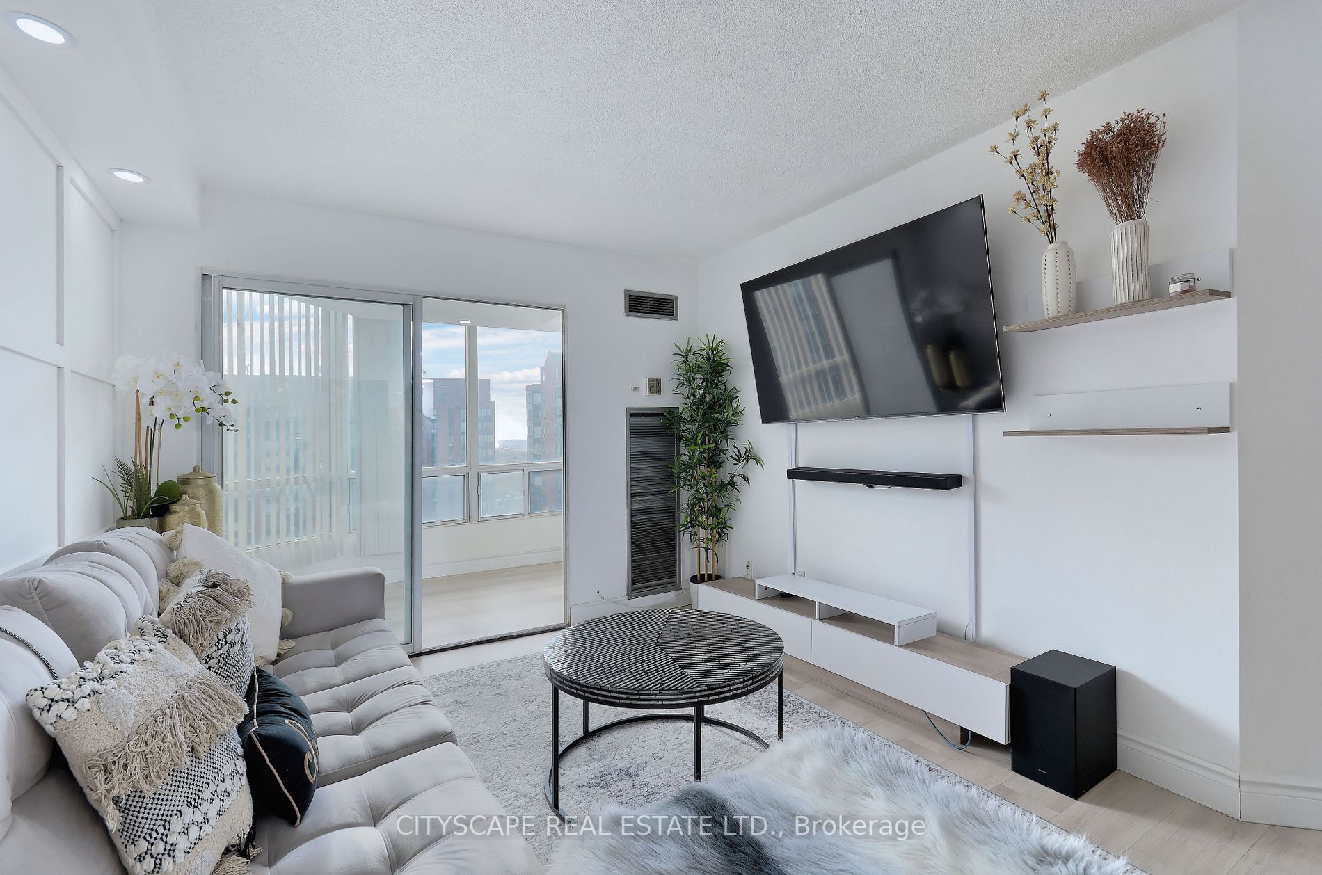 115 Hillcrest Ave, #2110