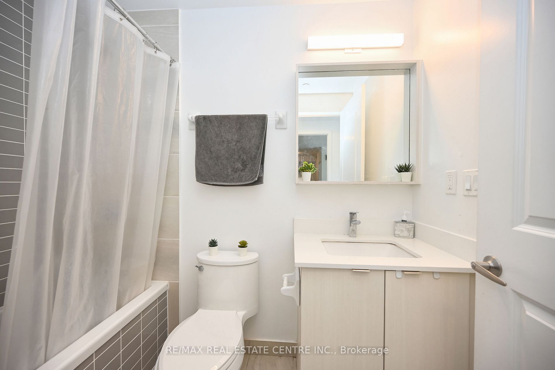 4655 Metcalfe Ave, #1604B