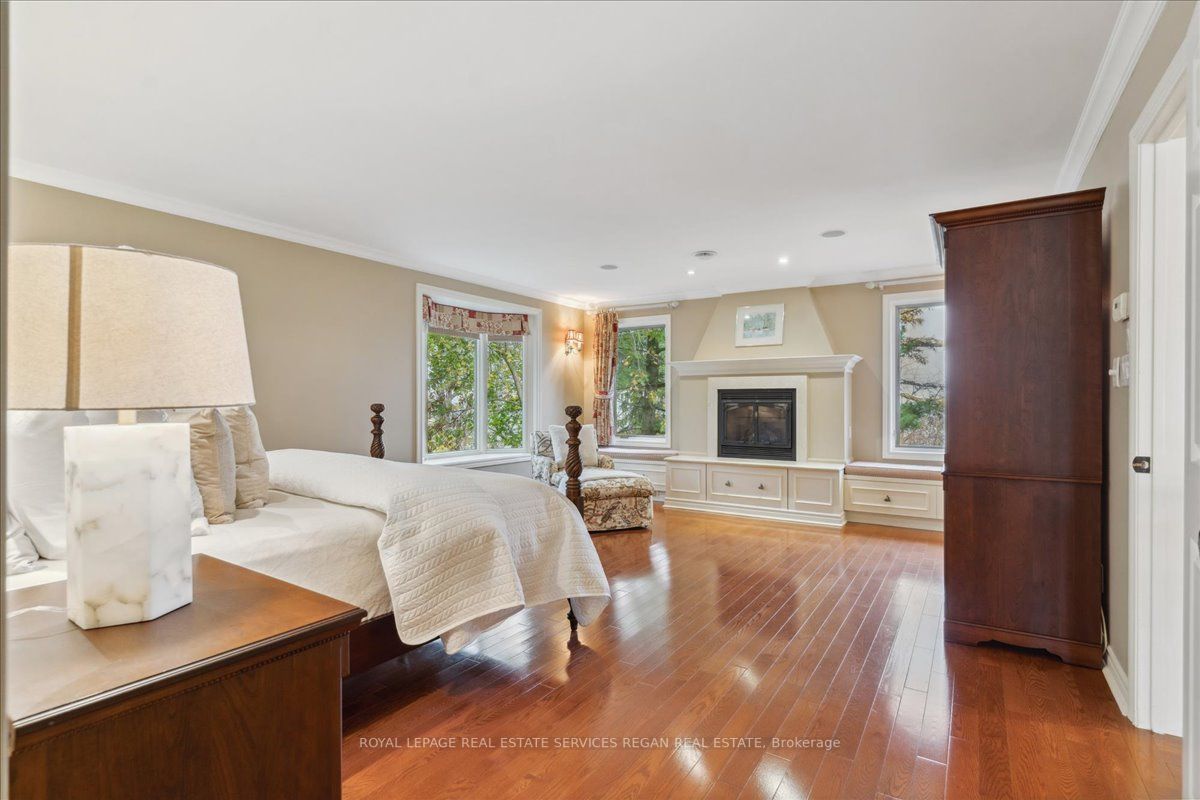 1286 Gatehouse Dr