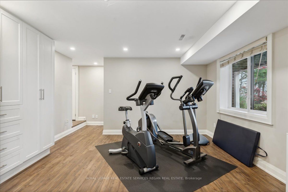 1286 Gatehouse Dr