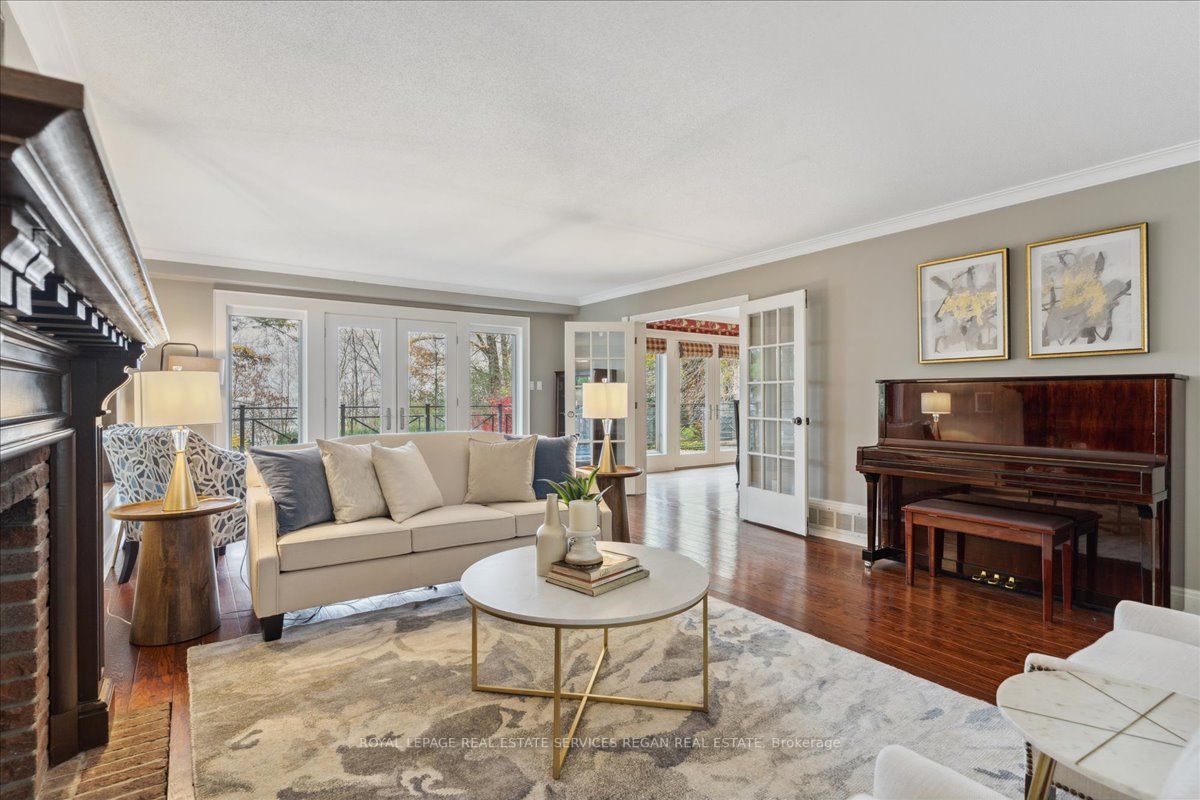 1286 Gatehouse Dr