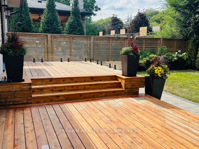358 Arden Cres