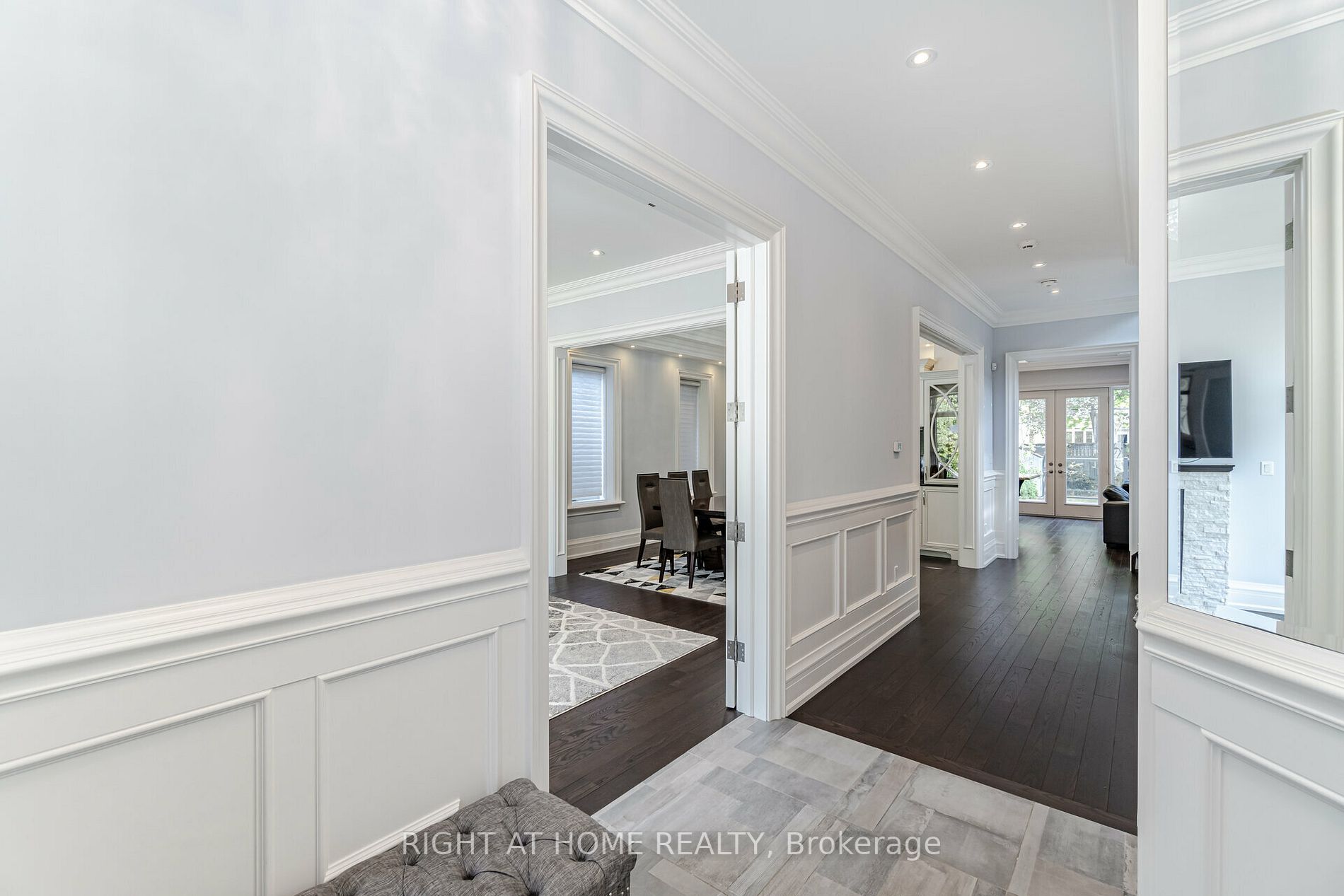 35 Burnelm Dr