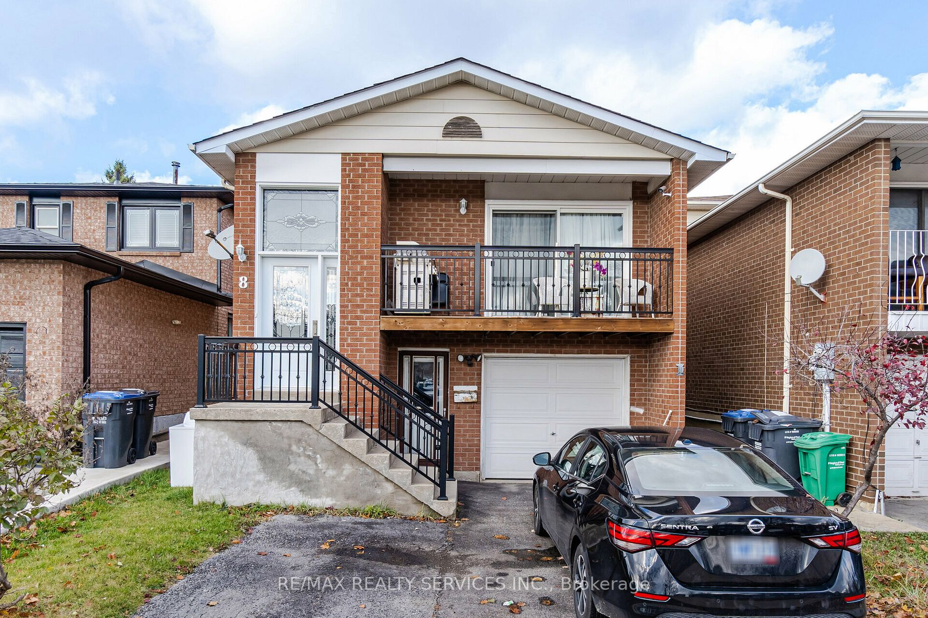 8 Deerpark Crescent