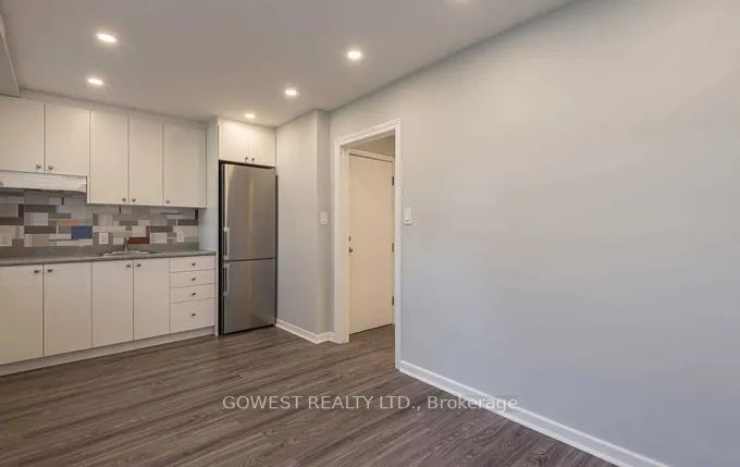 233 Melrose St, #1A