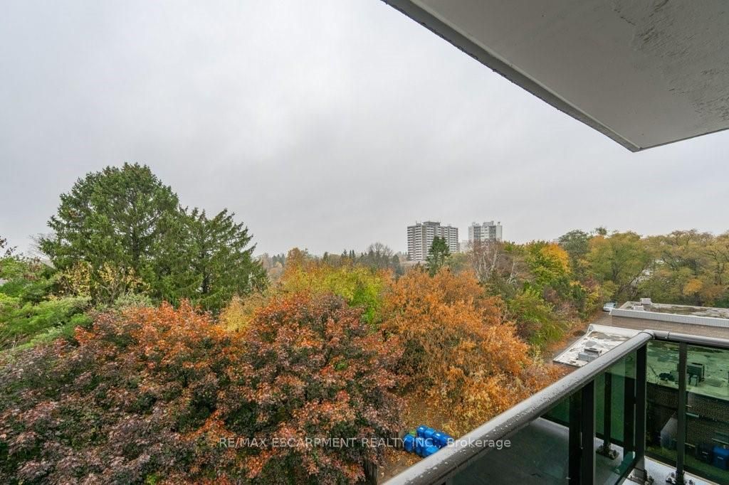2411 New St, #604