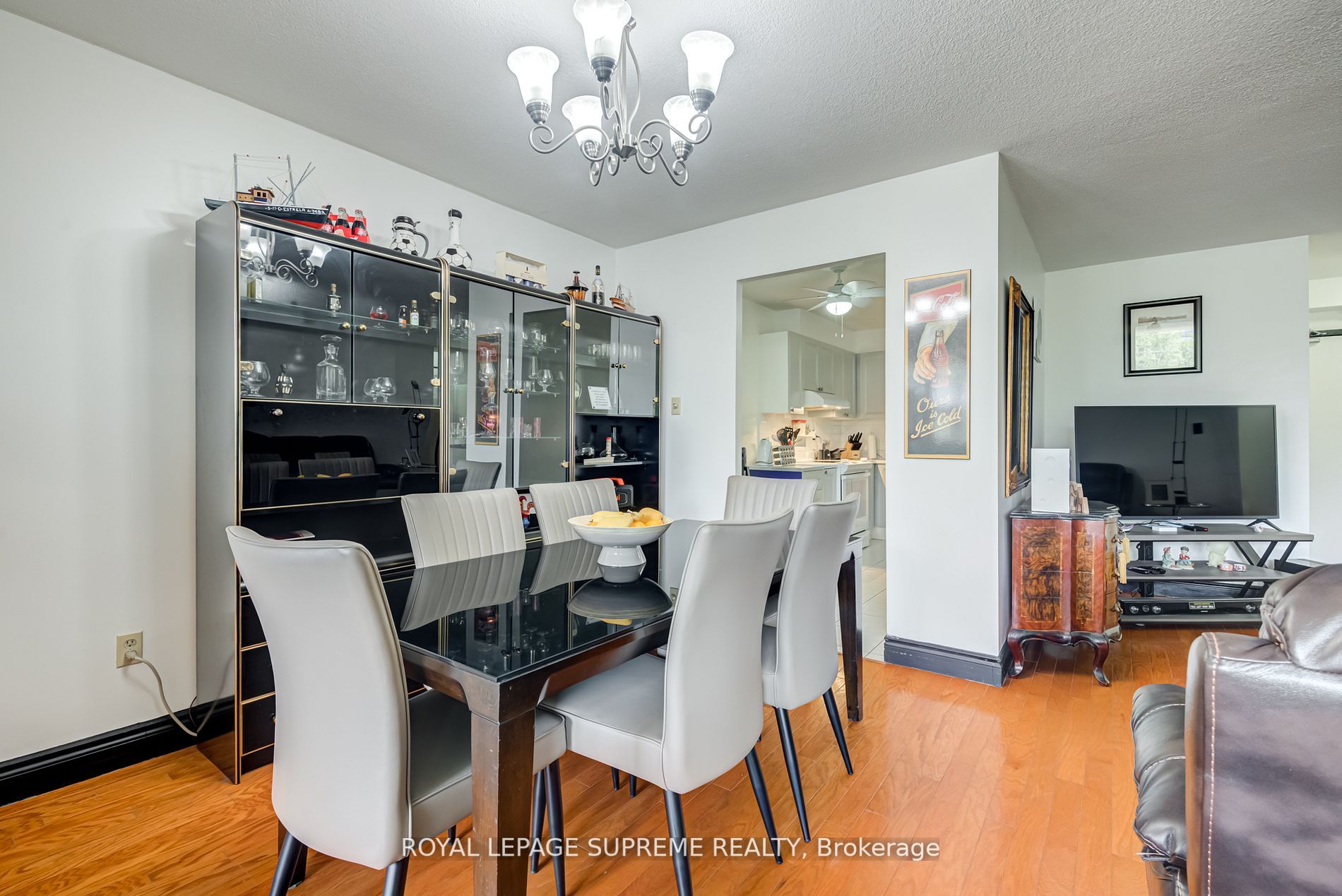 75 Emmett Ave, #206