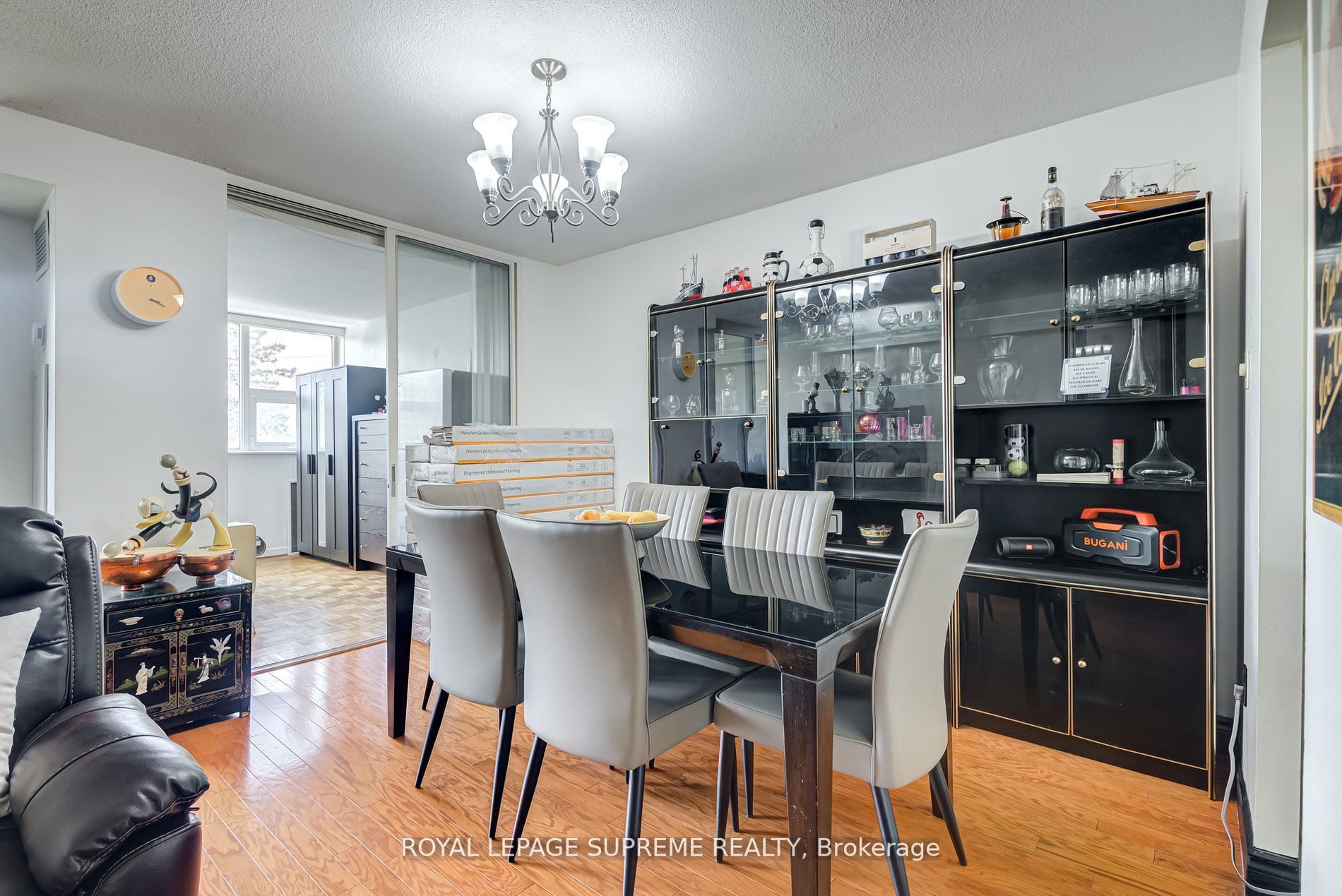 75 Emmett Ave, #206