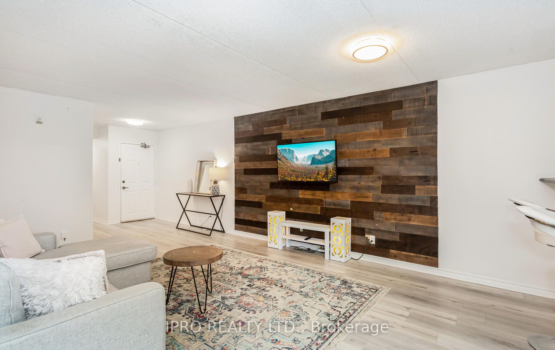 2035 Appleby Line, #111