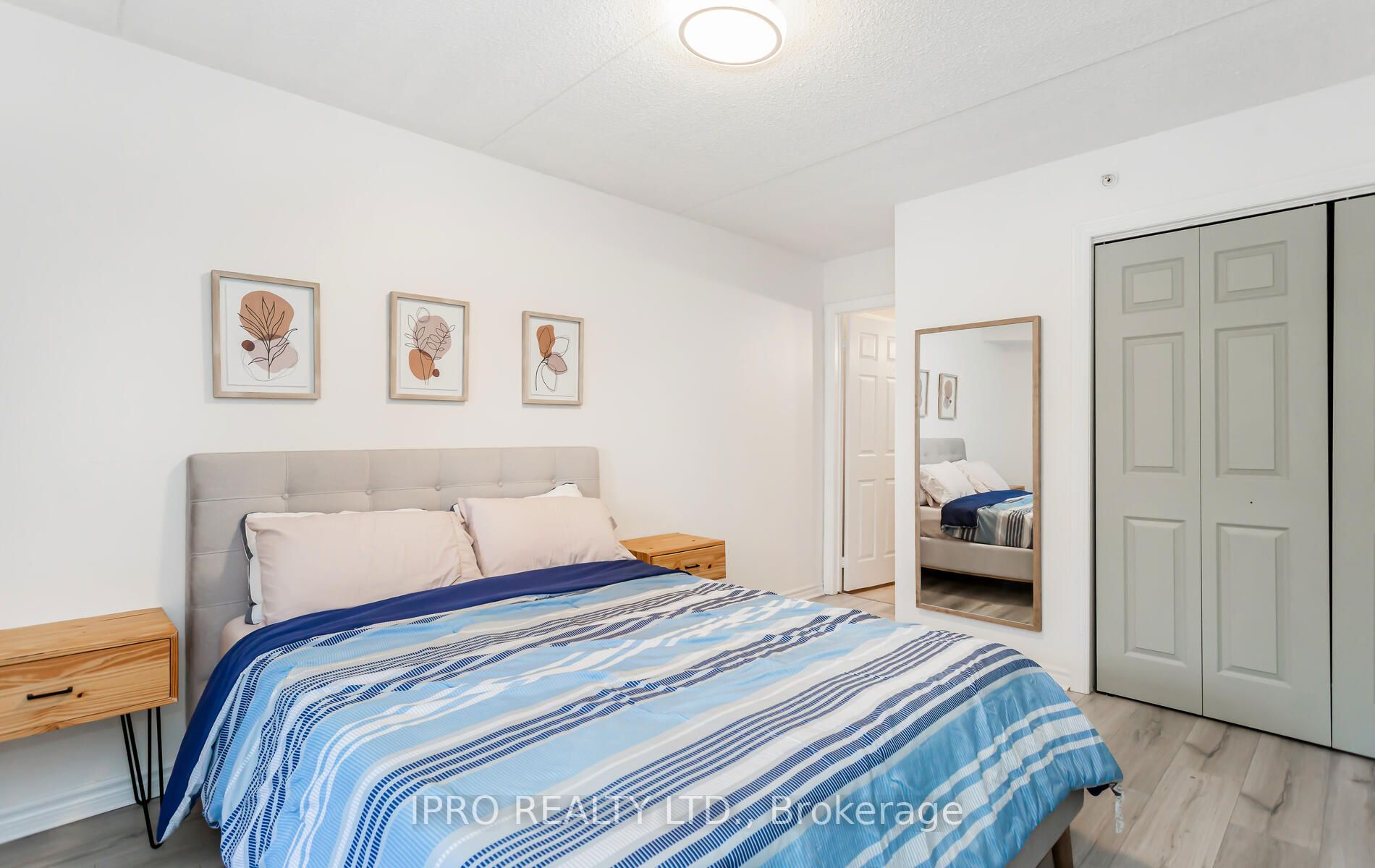 2035 Appleby Line, #111