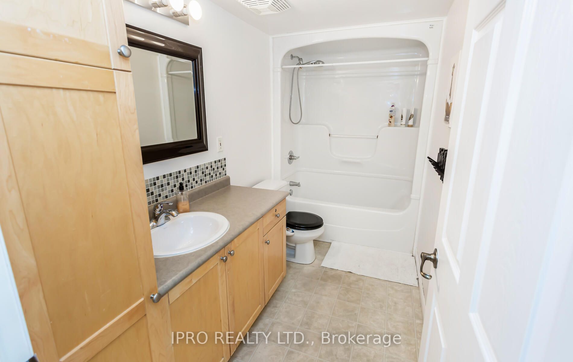 2035 Appleby Line, #111