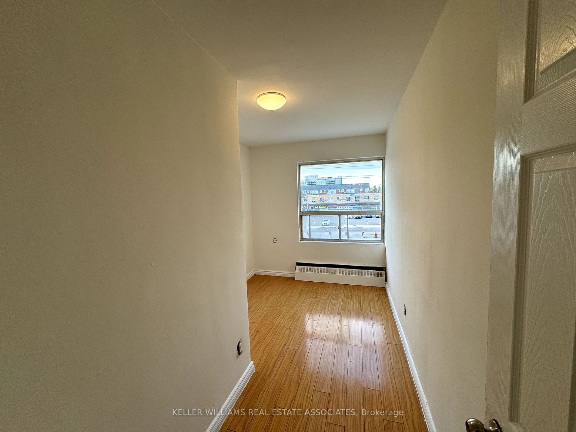 3071 Hurontario St, #1