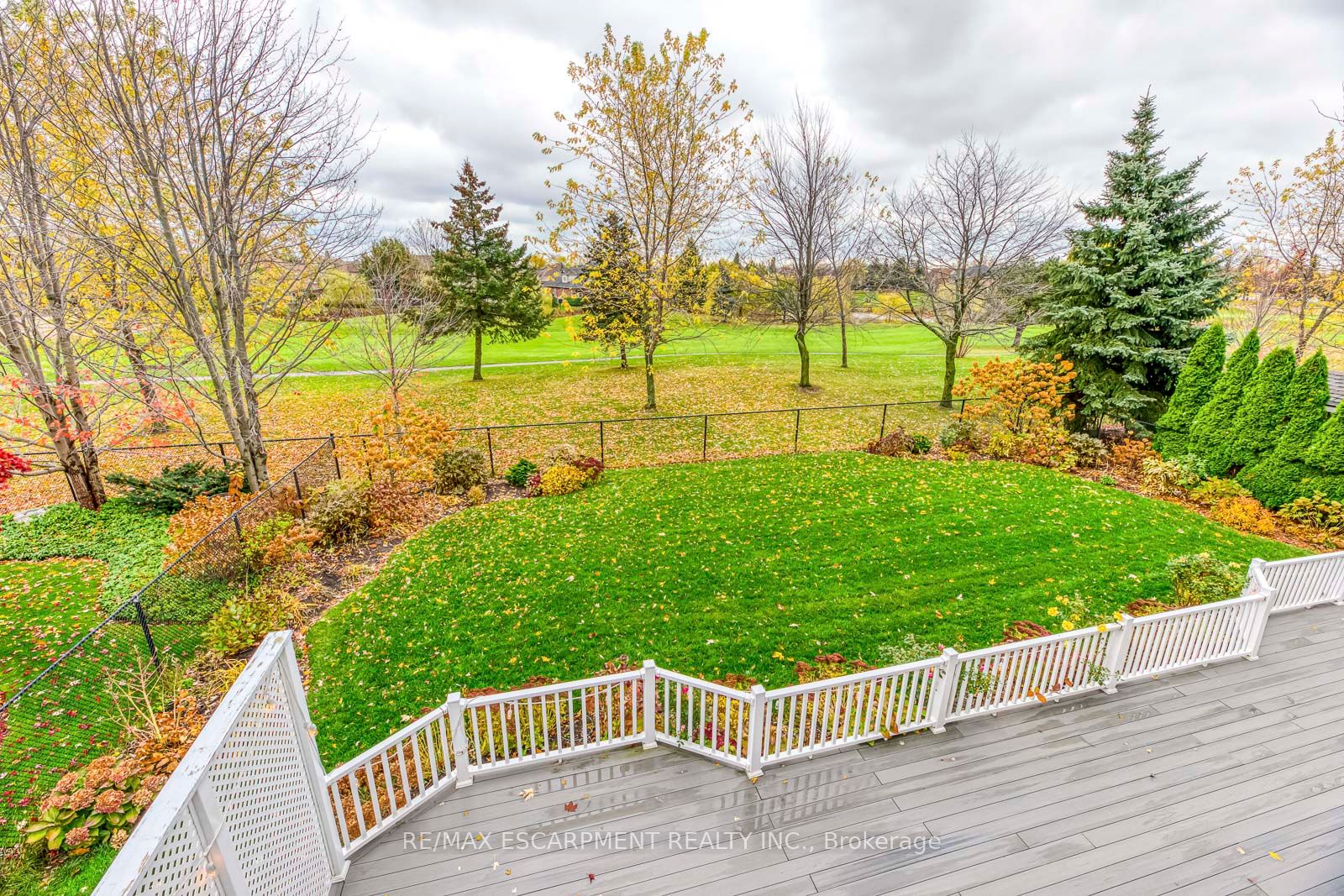 4292 Clubview Dr