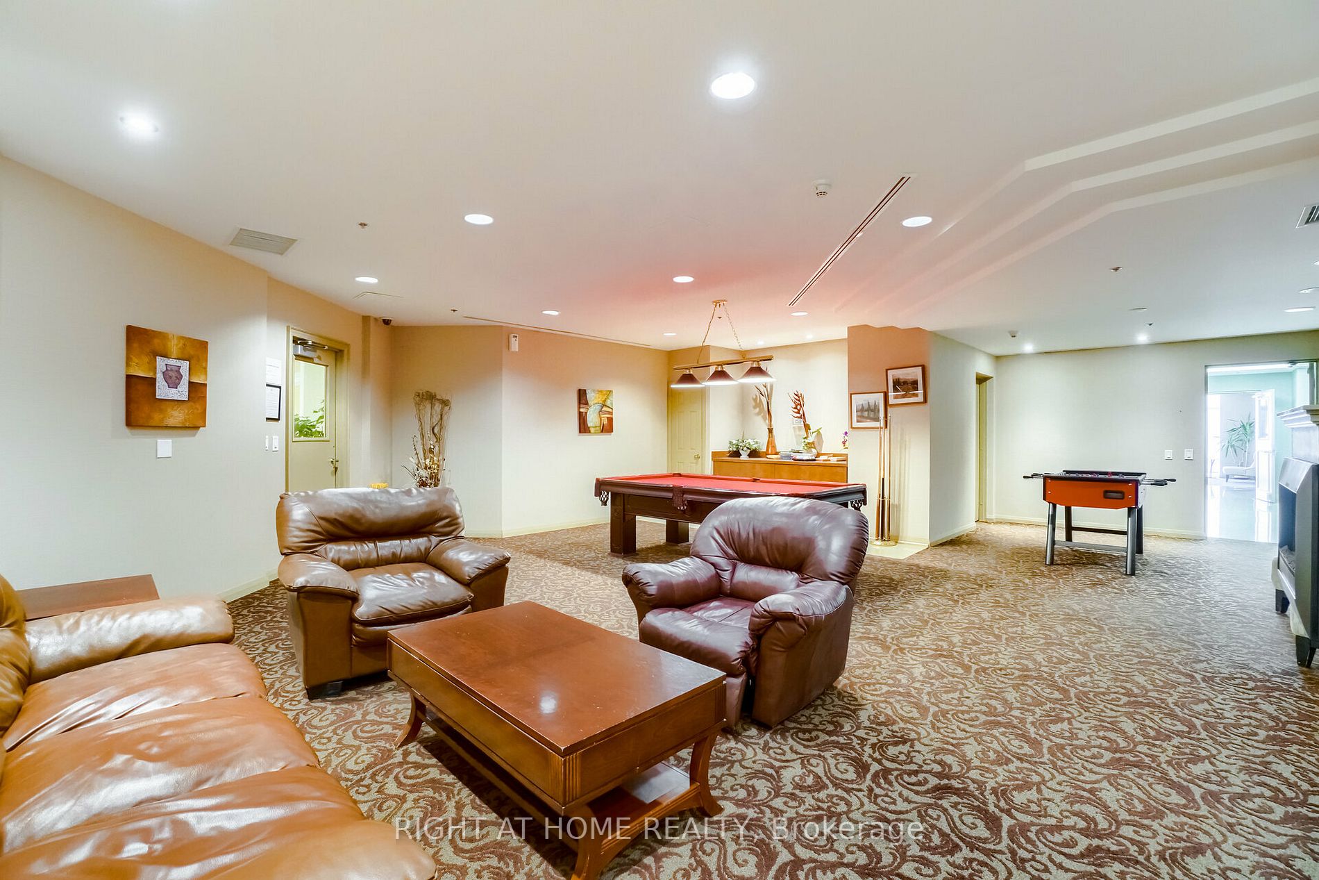220 Forum Dr, #1501