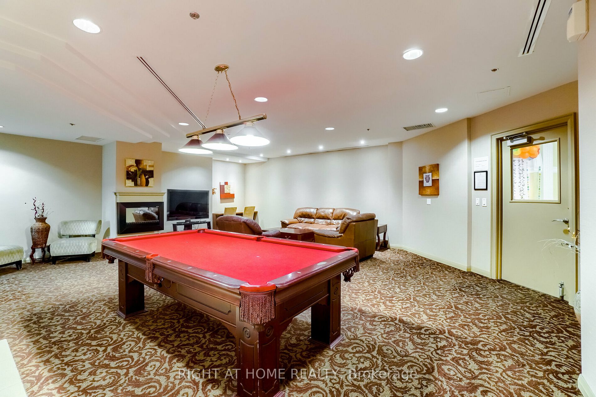 220 Forum Dr, #1501