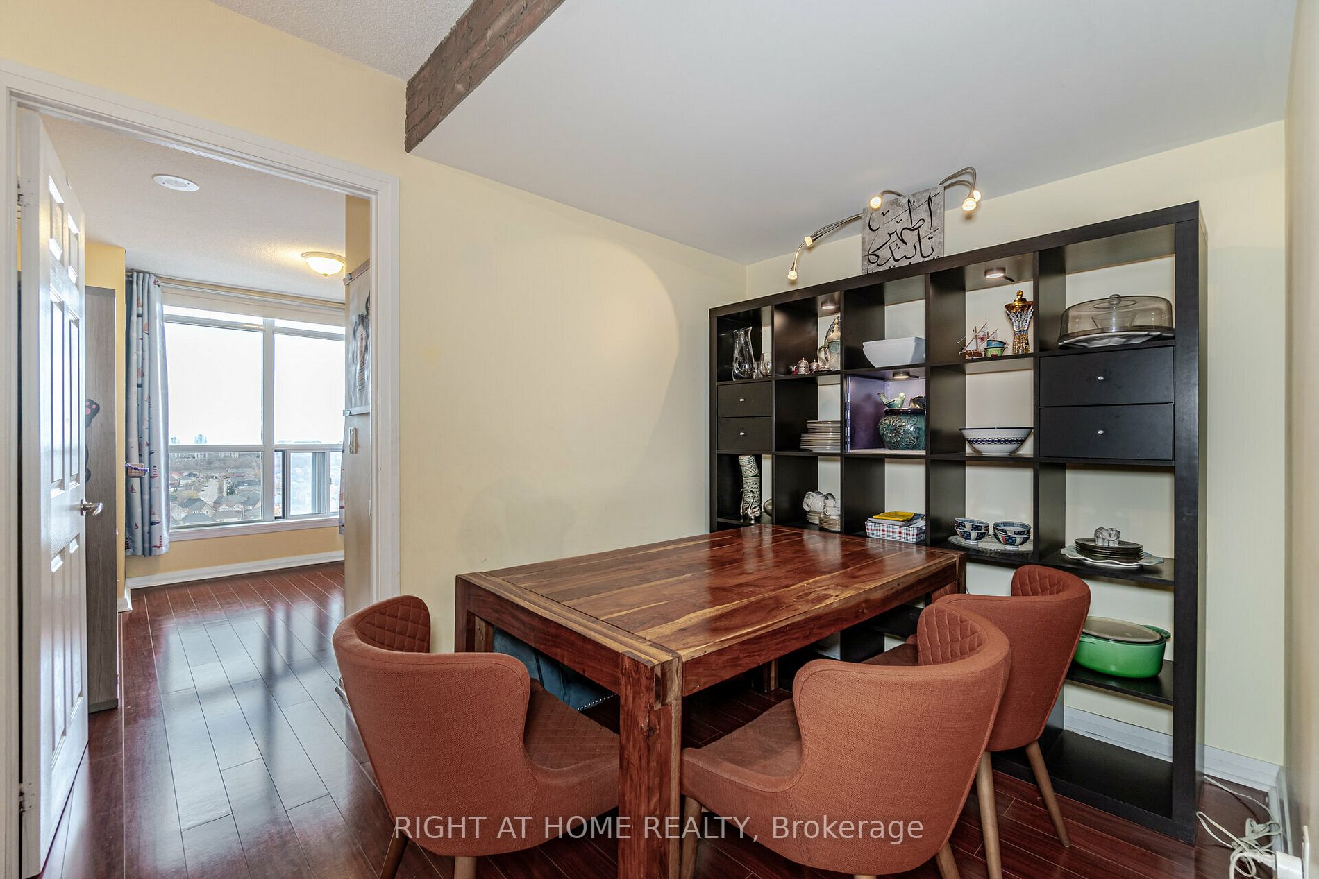 220 Forum Dr, #1501