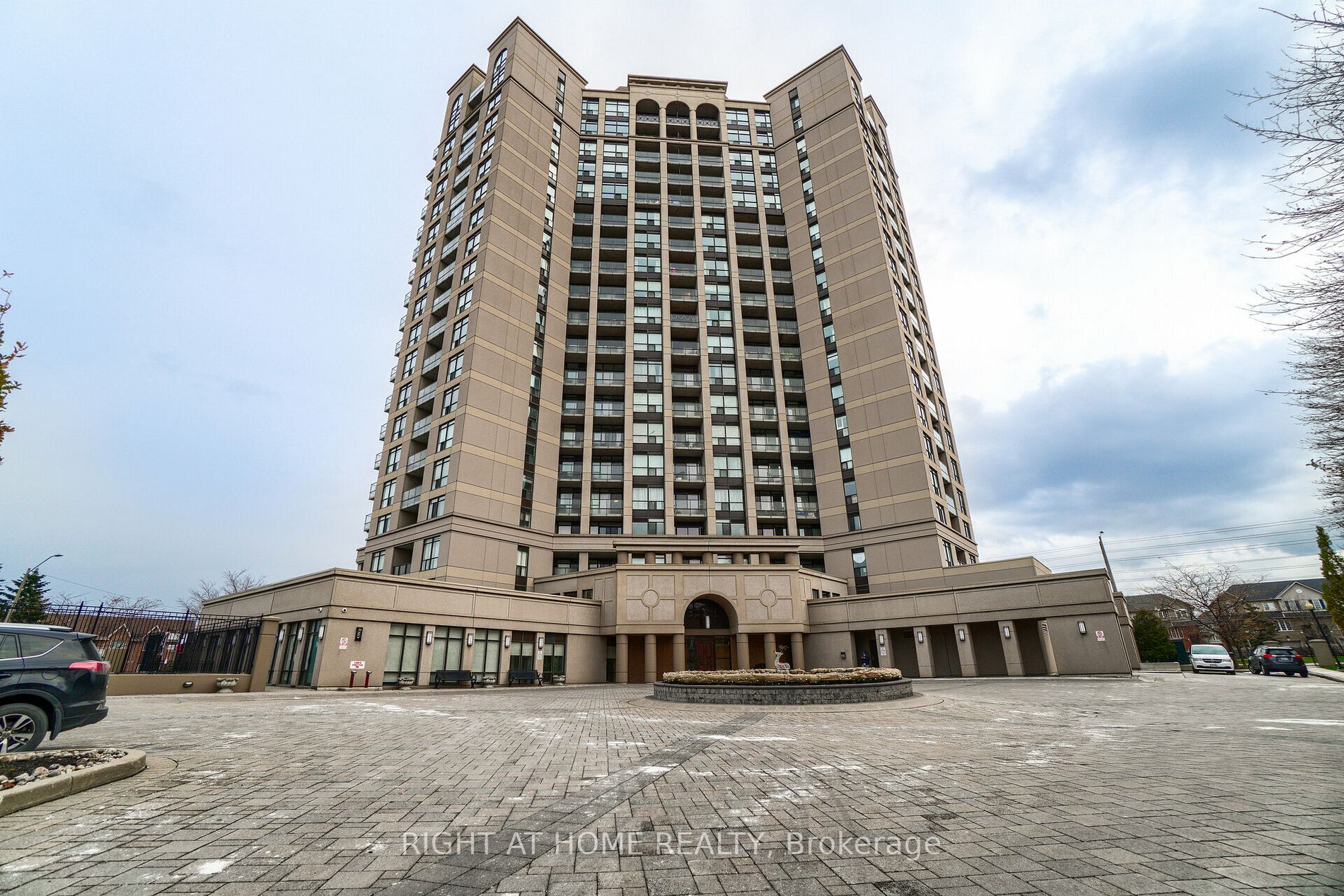 220 Forum Dr, #1501