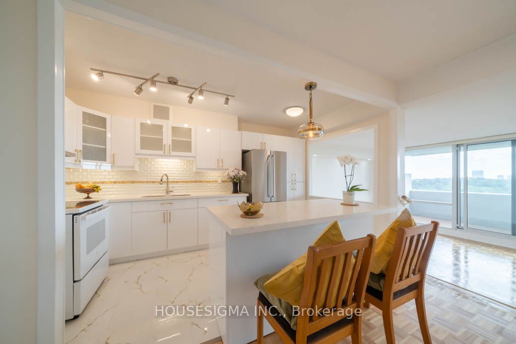 250 Scarlett Rd, #1512