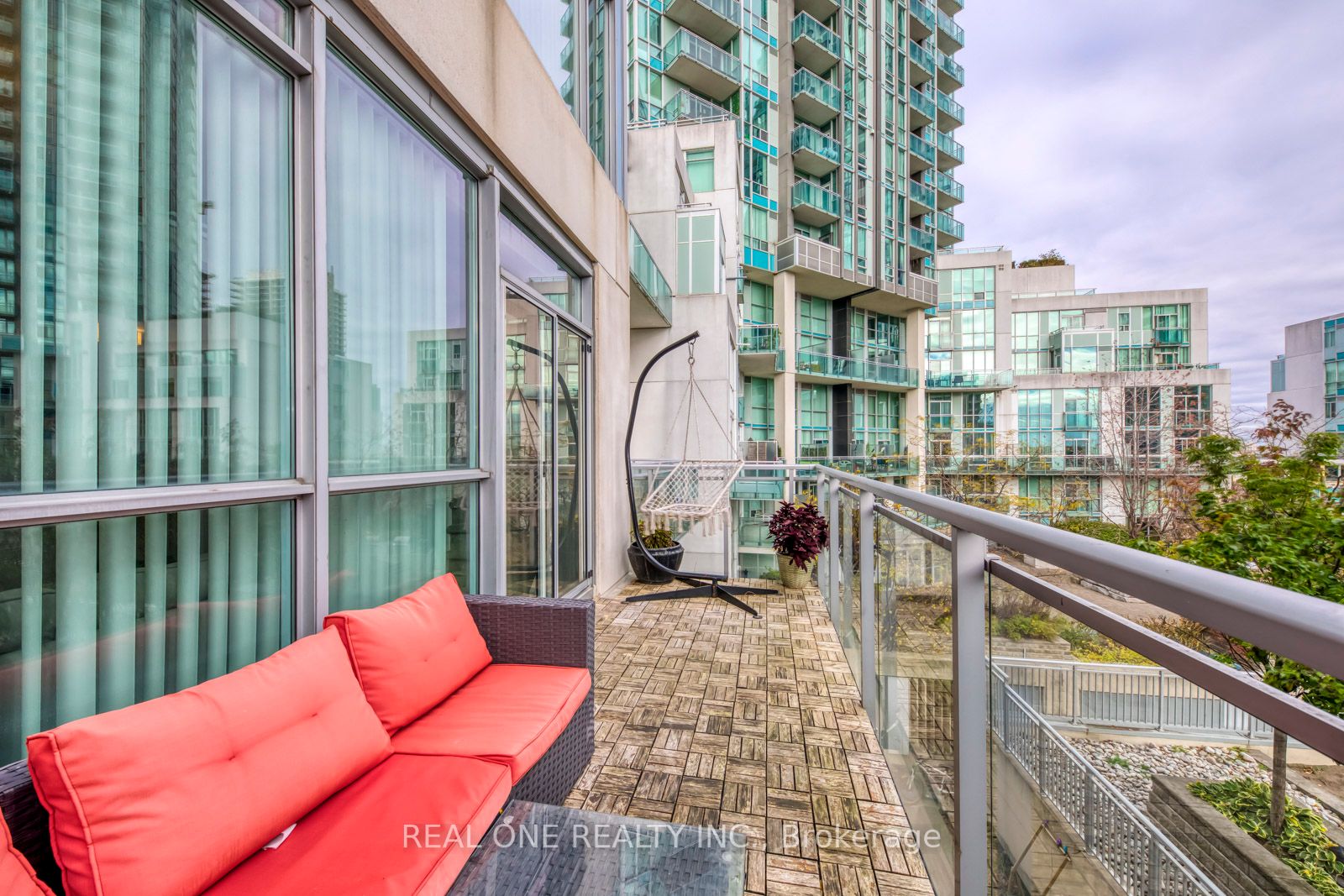 225 Webb Dr, #710