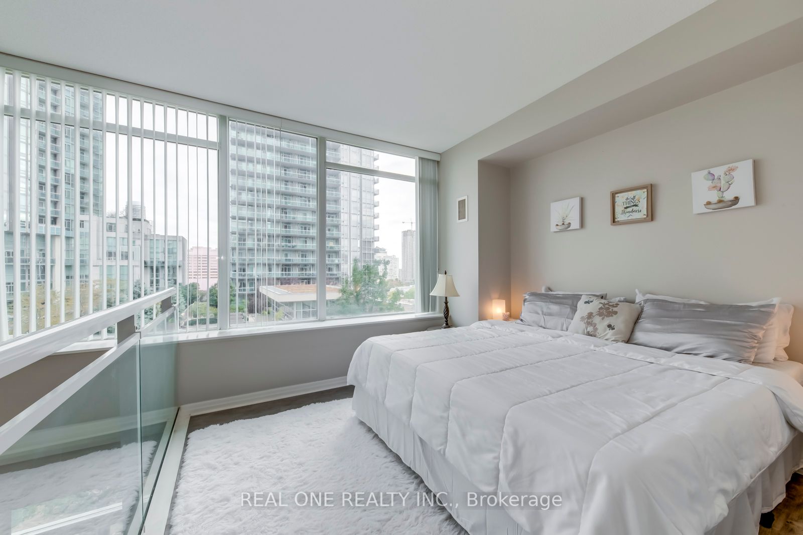 225 Webb Dr, #710