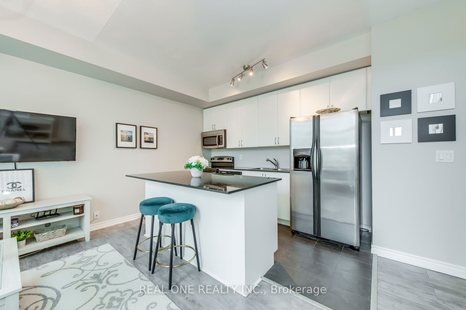 225 Webb Dr, #710