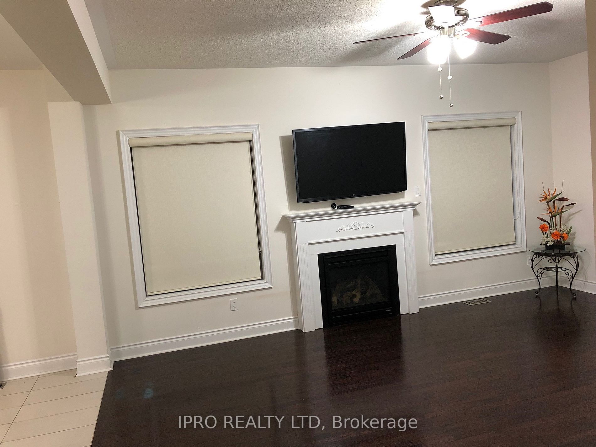 3 Lavallee Cres