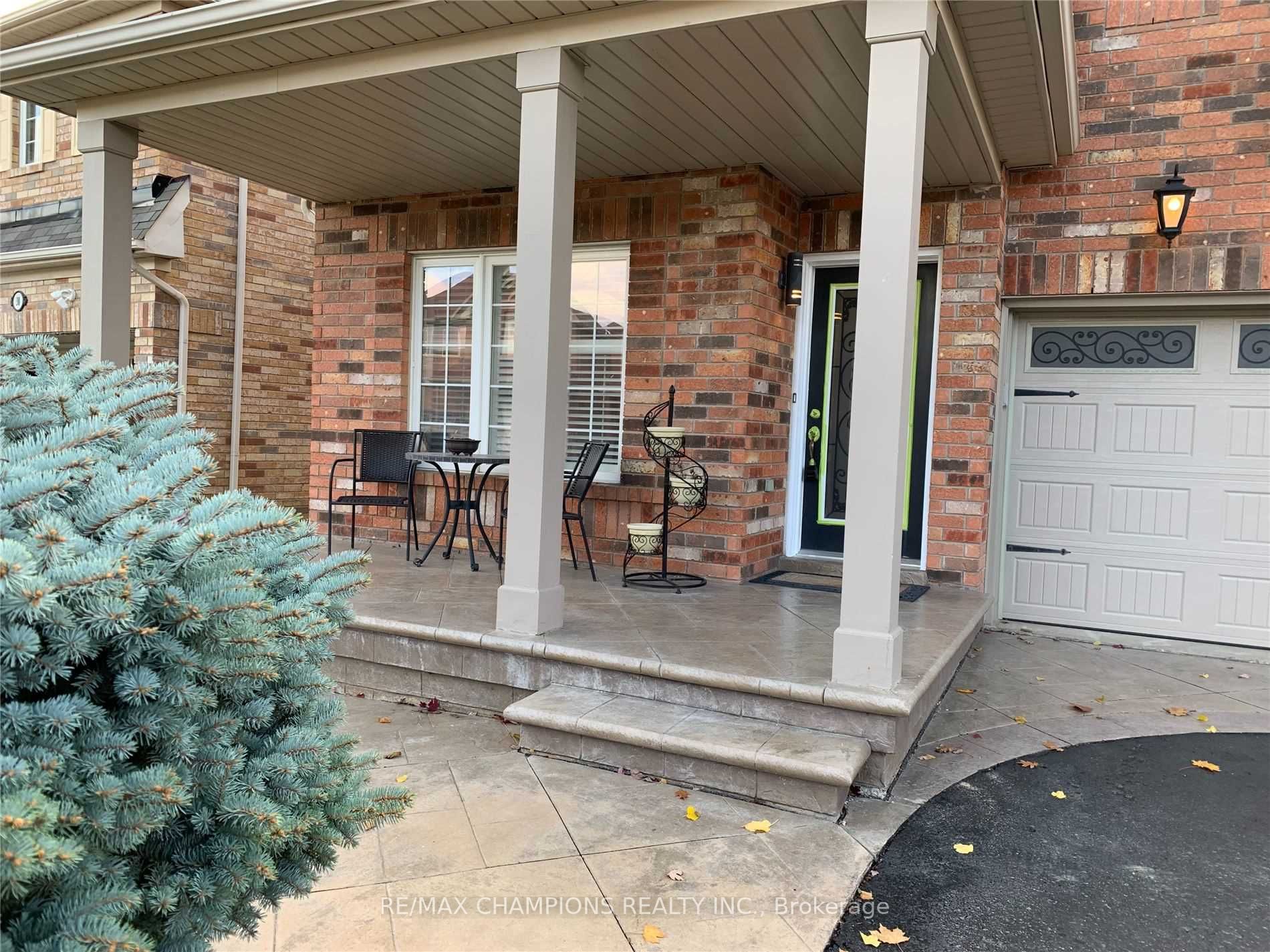 36 Abbotsbury Dr