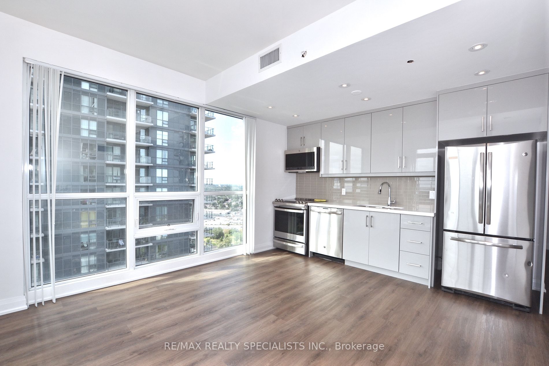 2212 Lake Shore Blvd W, #4106