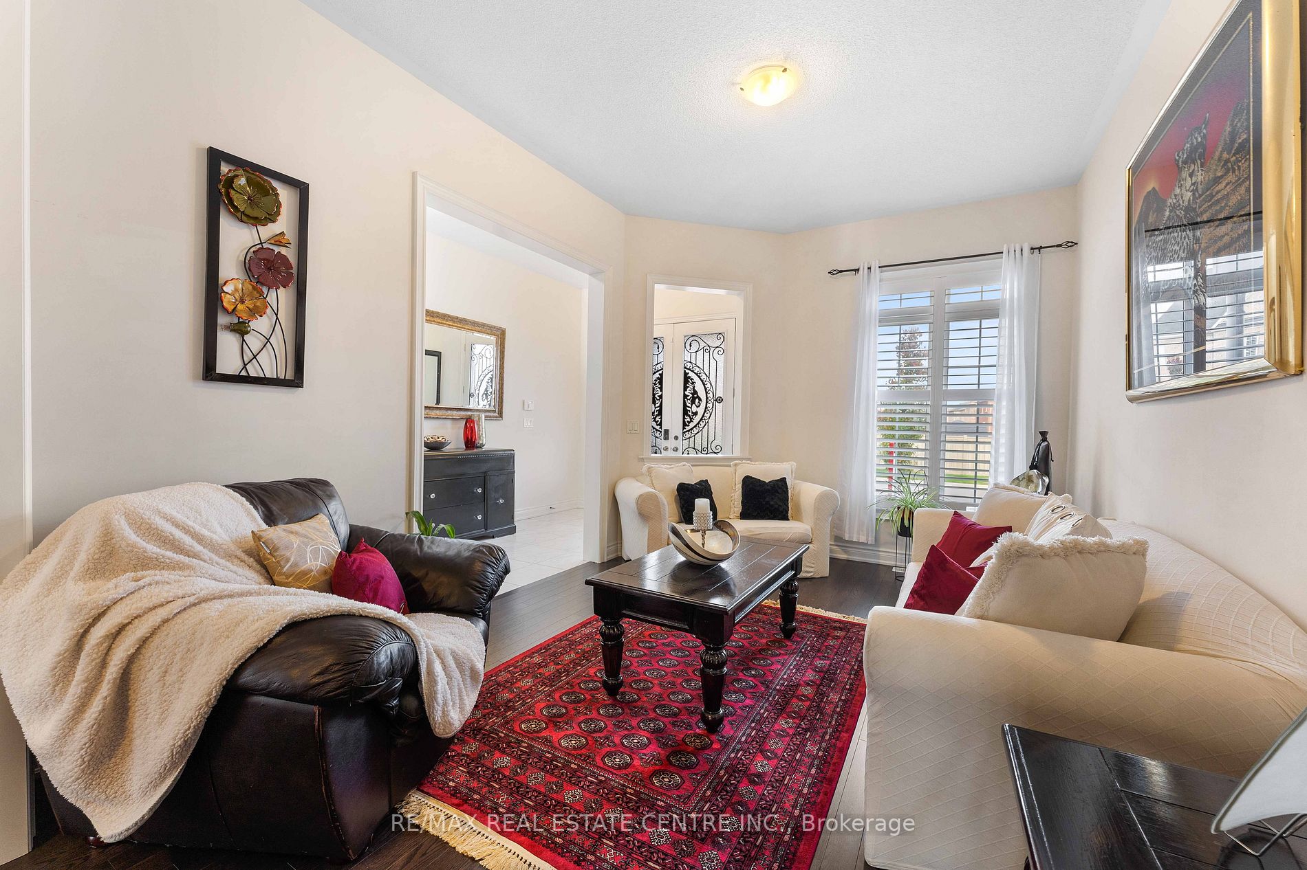 60 Hanbury Cres