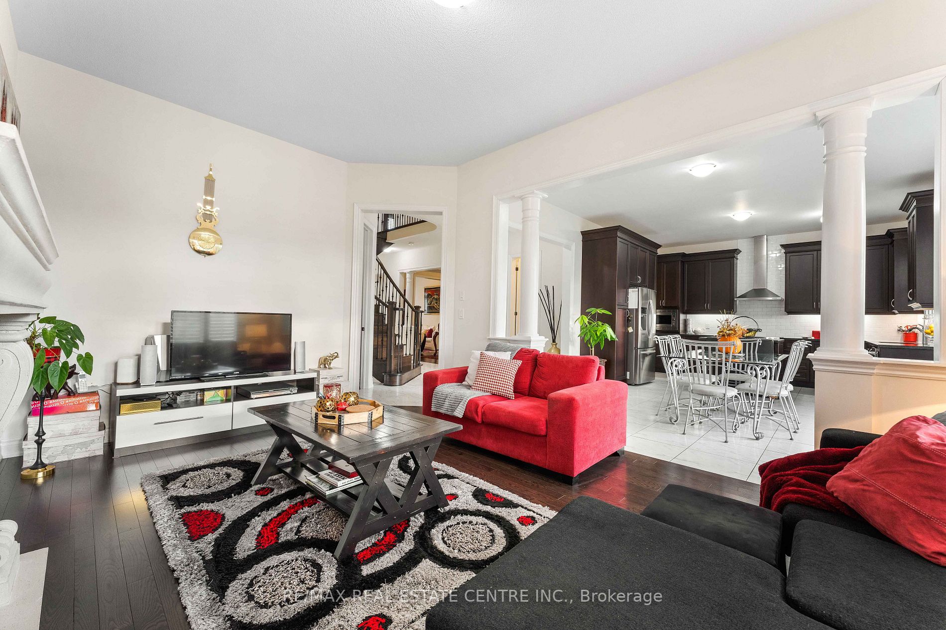 60 Hanbury Cres