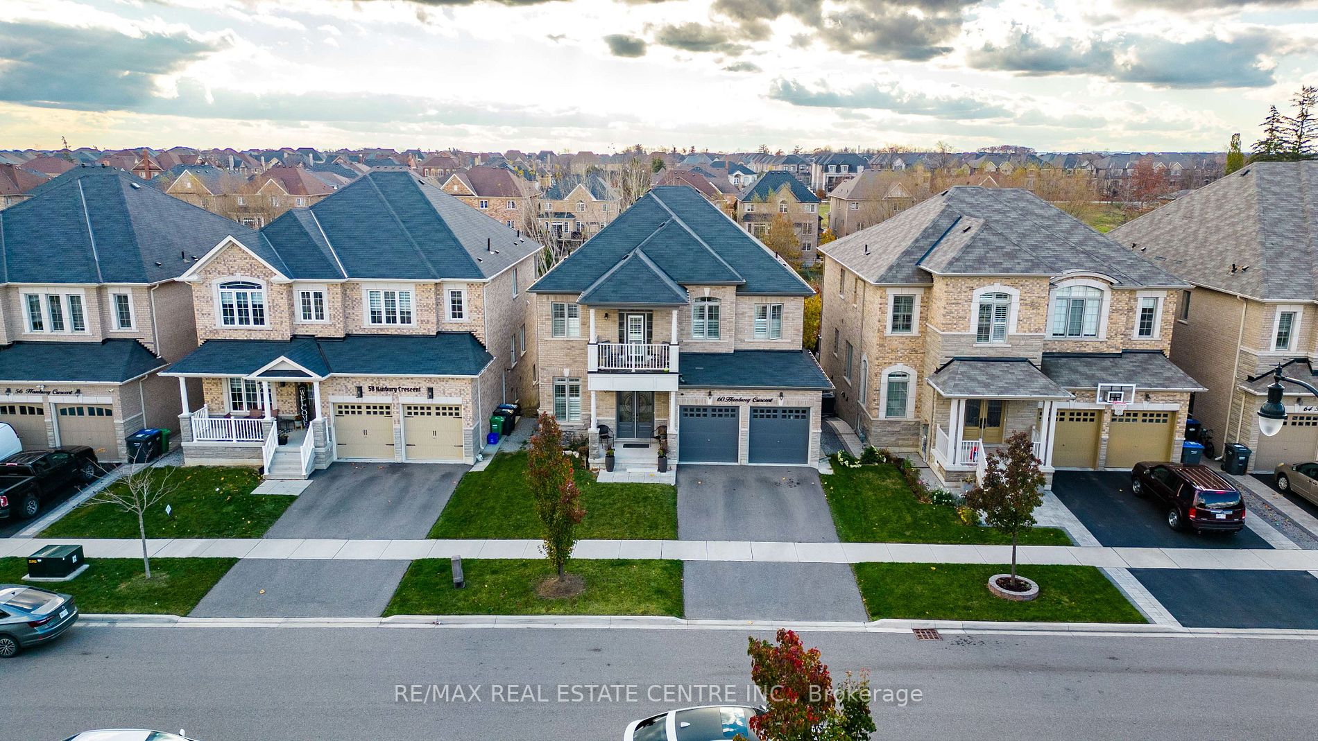 60 Hanbury Cres