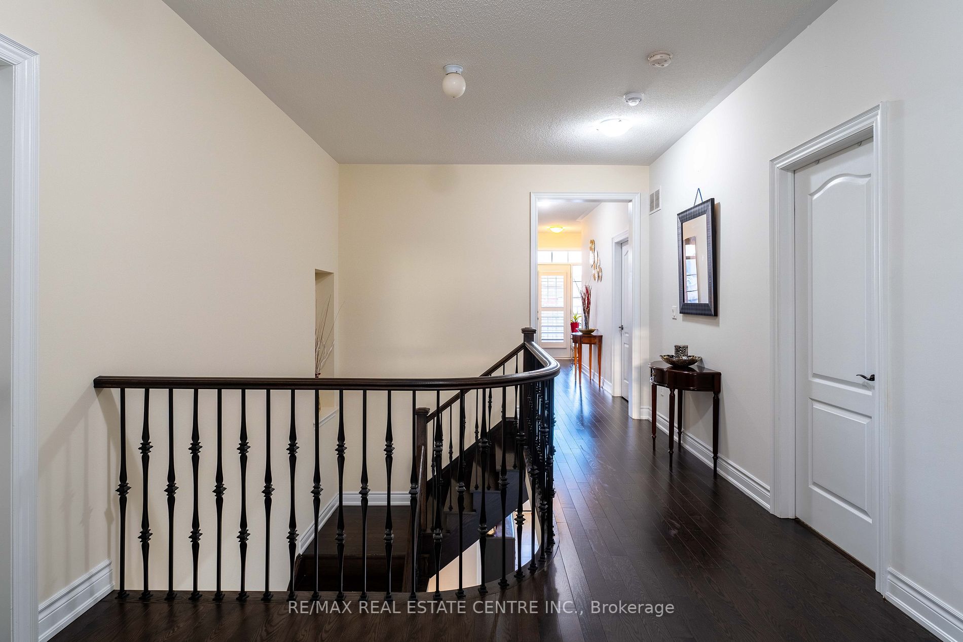 60 Hanbury Cres