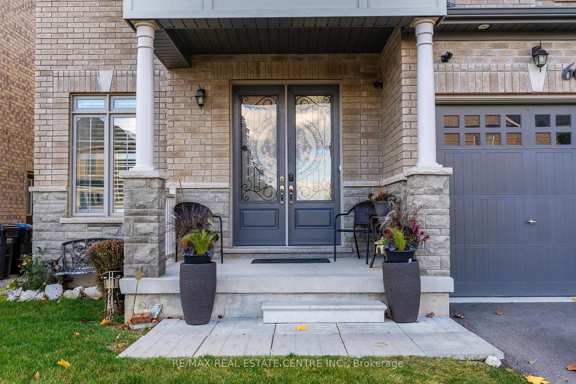 60 Hanbury Cres