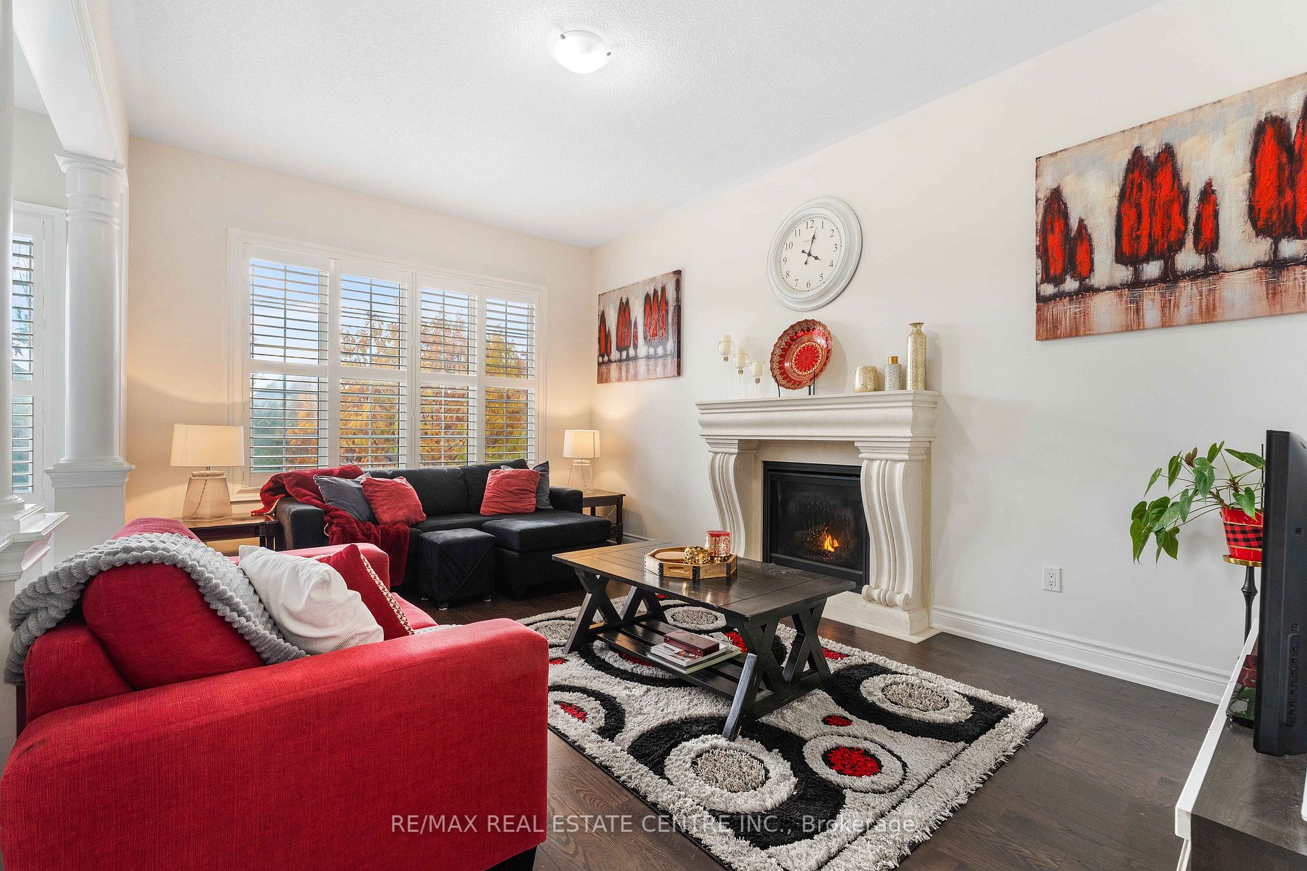 60 Hanbury Cres