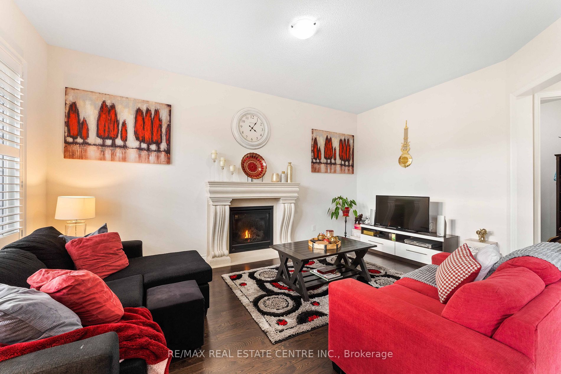 60 Hanbury Cres