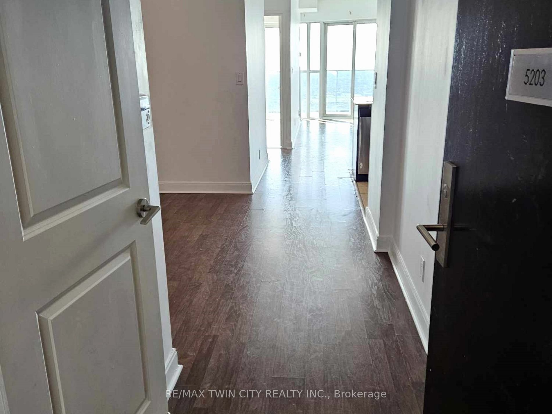 60 Absolute Avenue, #5203