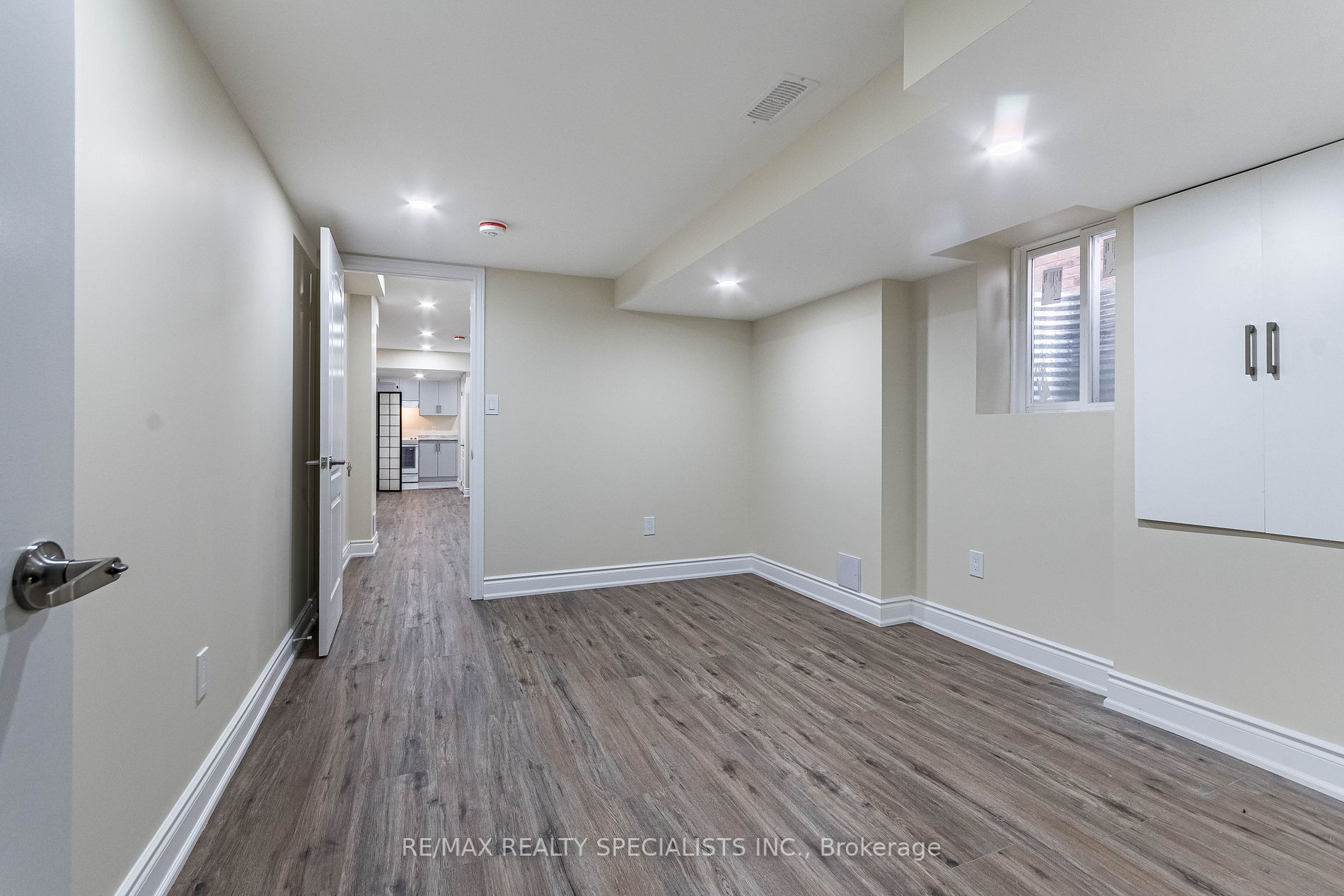 371 Robert Parkinson Dr