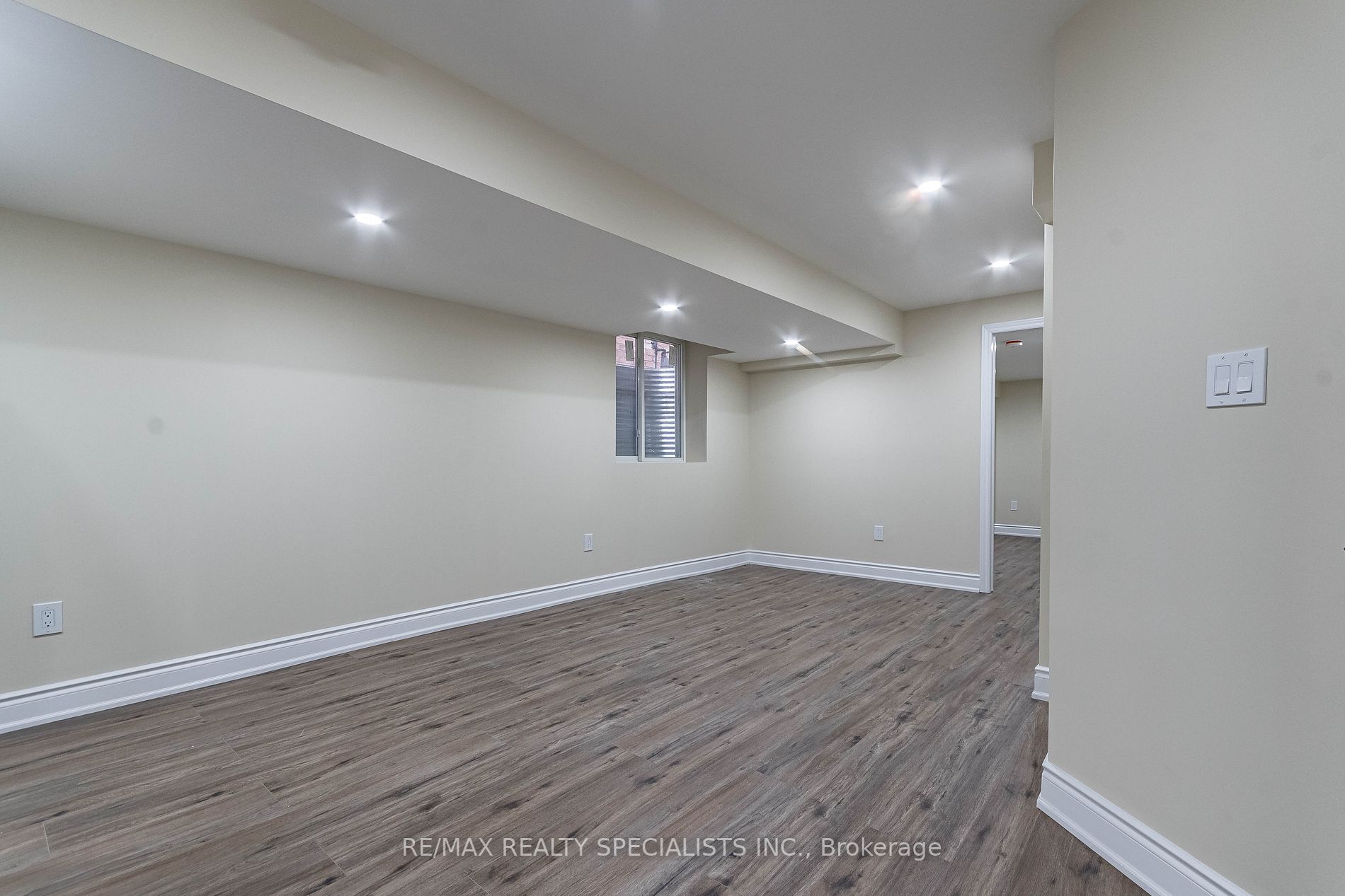 371 Robert Parkinson Dr