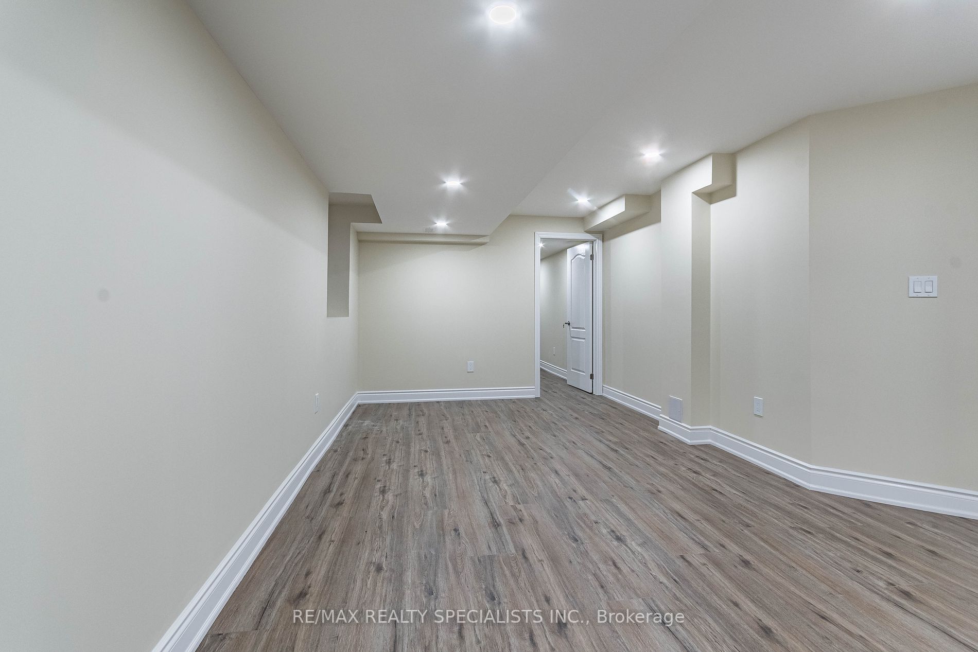 371 Robert Parkinson Dr
