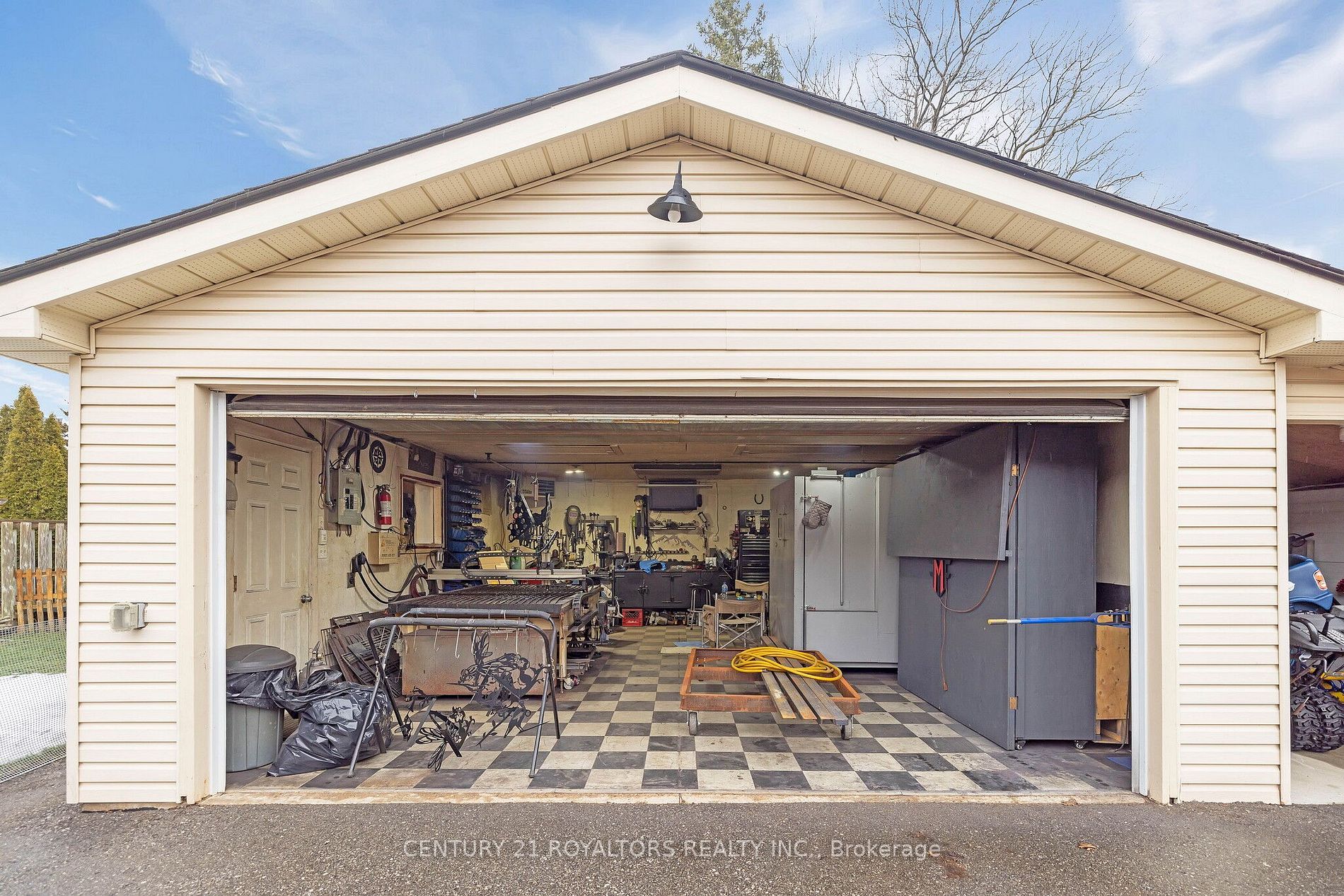 163 Prince Charles Dr
