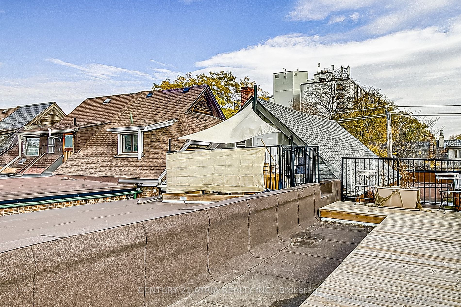 30 Lansdowne Ave