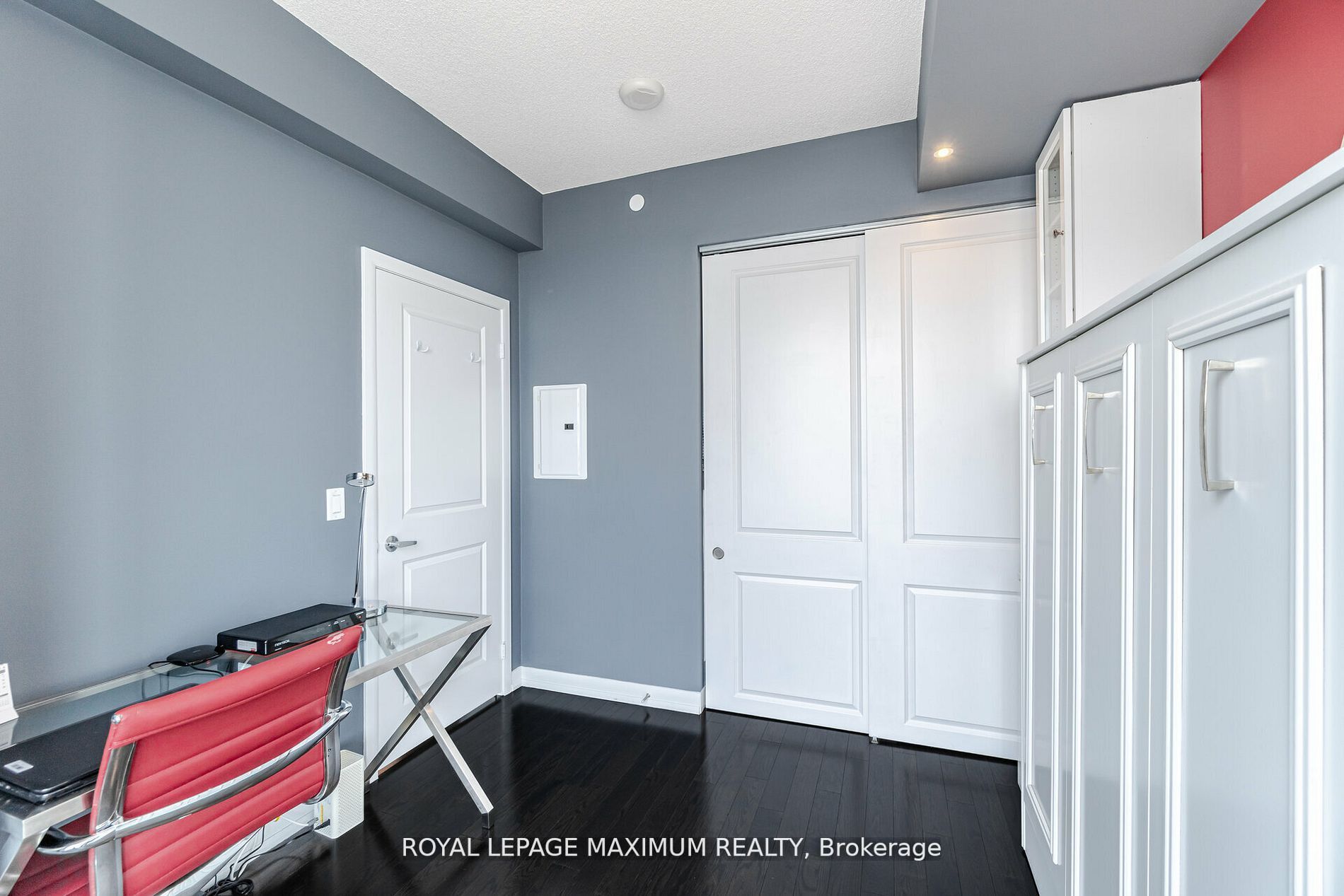 215 Sherway Gardens Rd, #2510