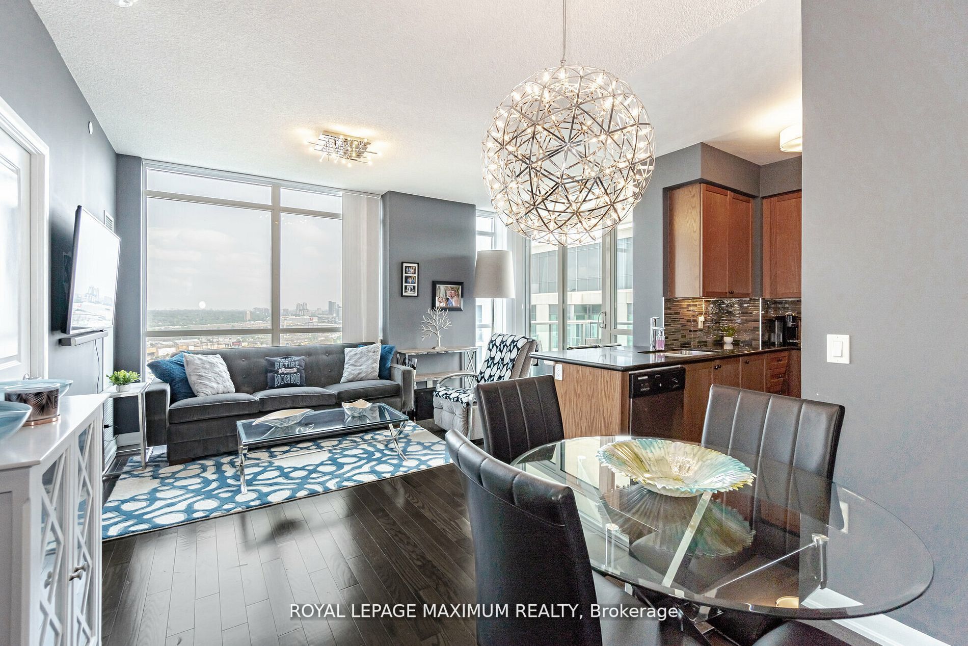 215 Sherway Gardens Rd, #2510