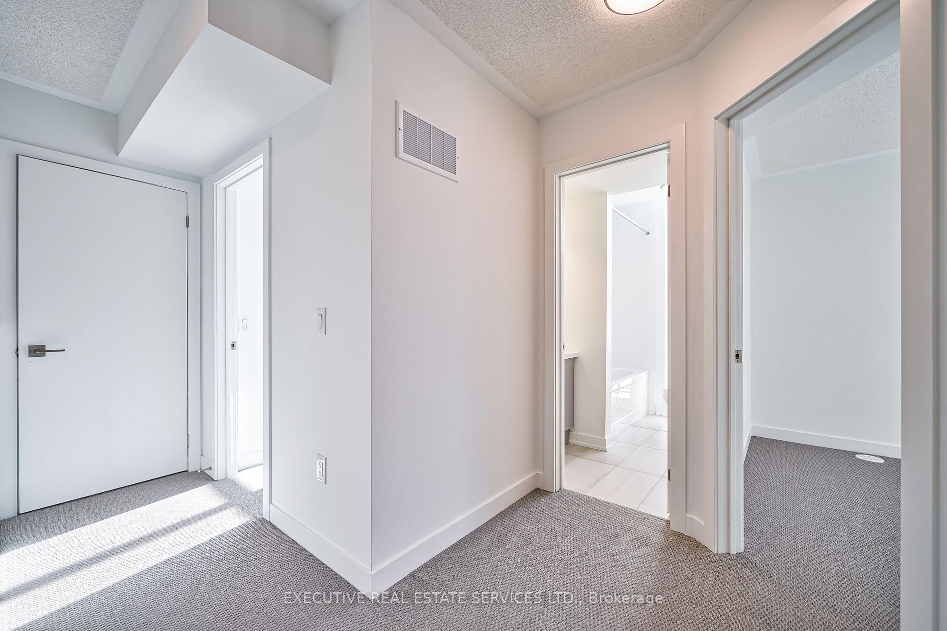 185 Veterans Dr, #2