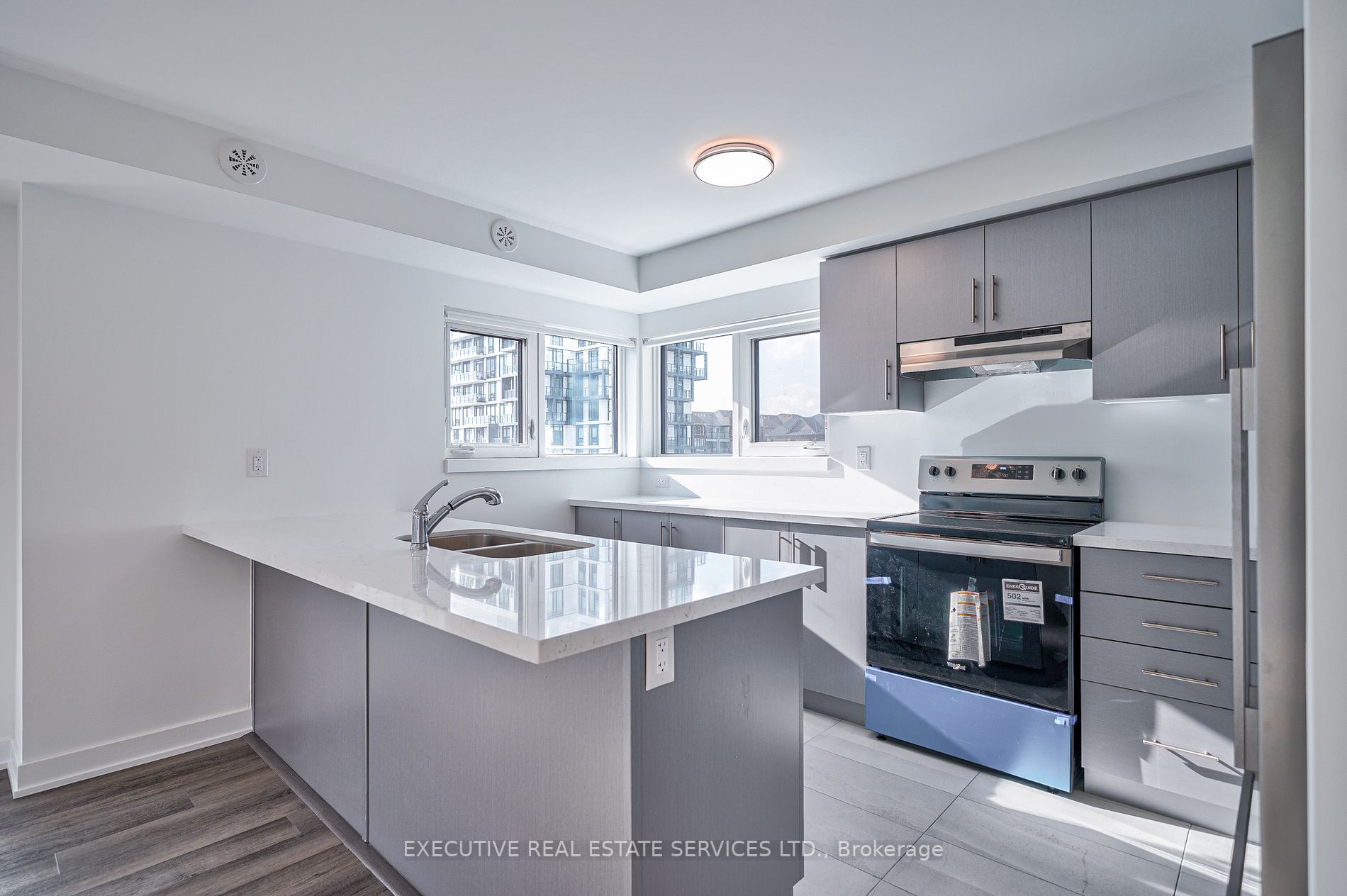 185 Veterans Dr, #2
