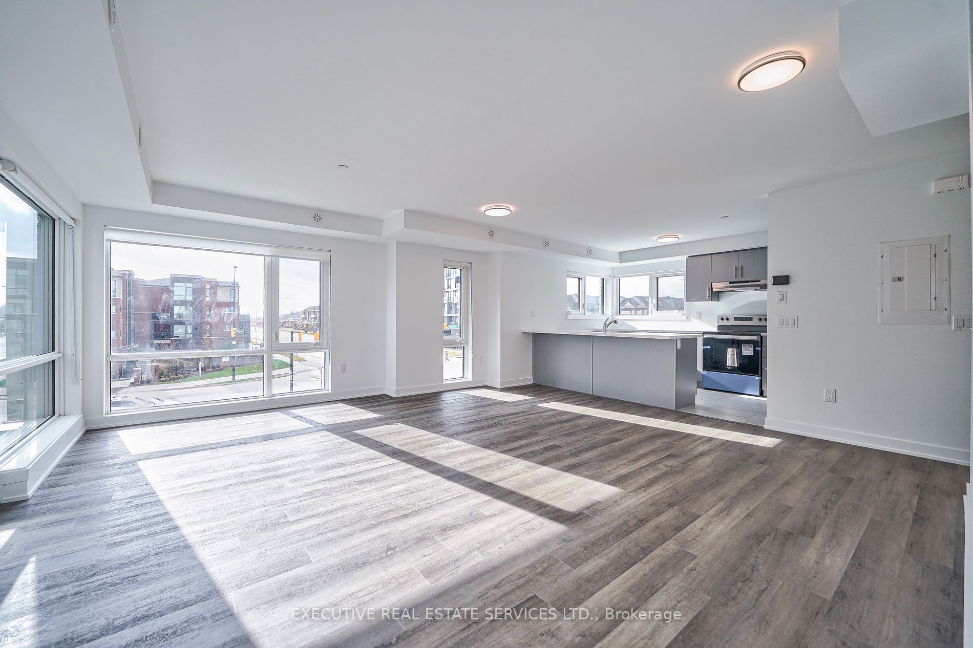 185 Veterans Dr, #2
